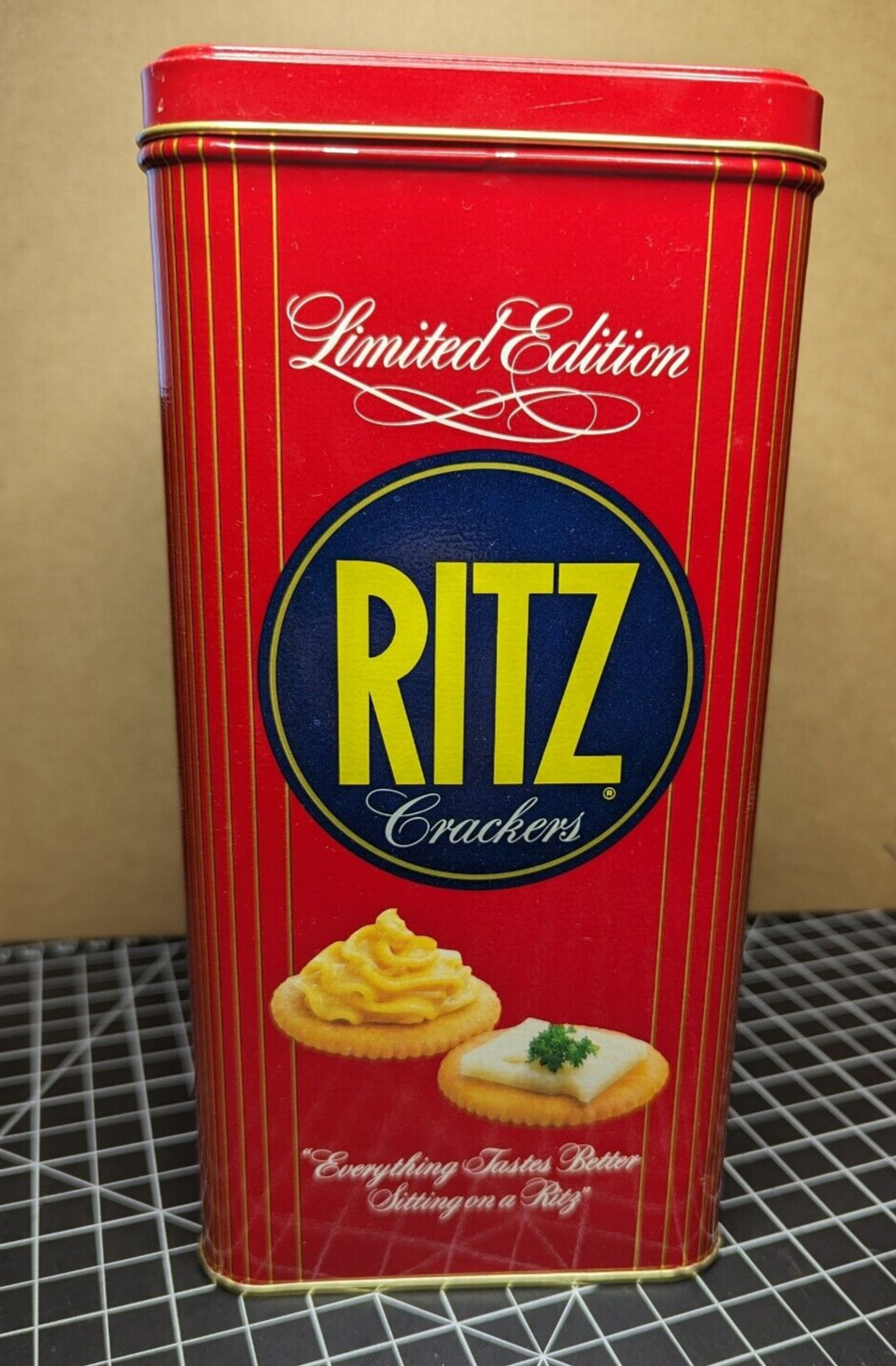 1986 Limited Edition Nabisco Ritz Crackers Tin Box 16 OZ Vintage Collectible
