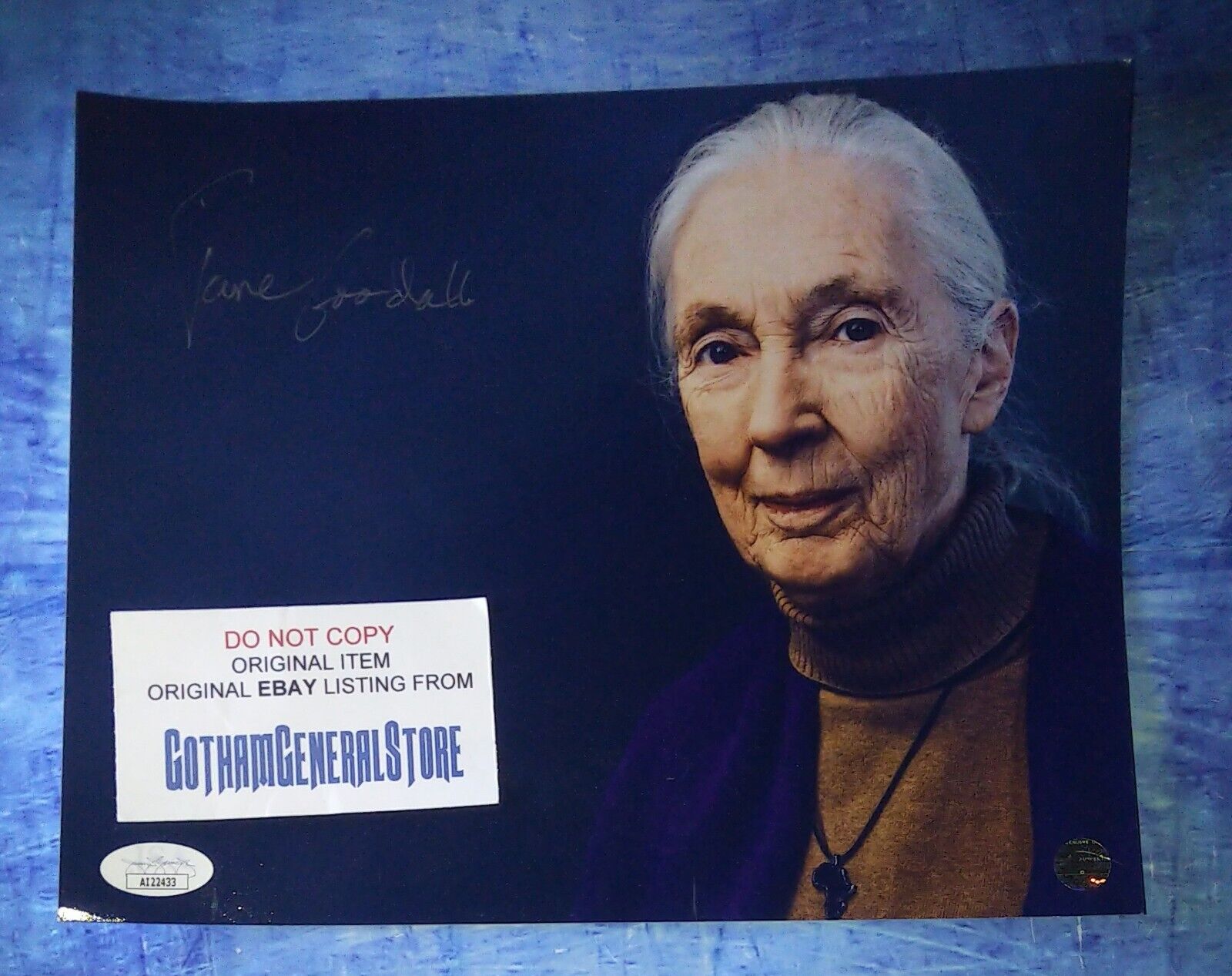 Jane Goodall Hand Signed Autograph 8x10 Photo JSA COA