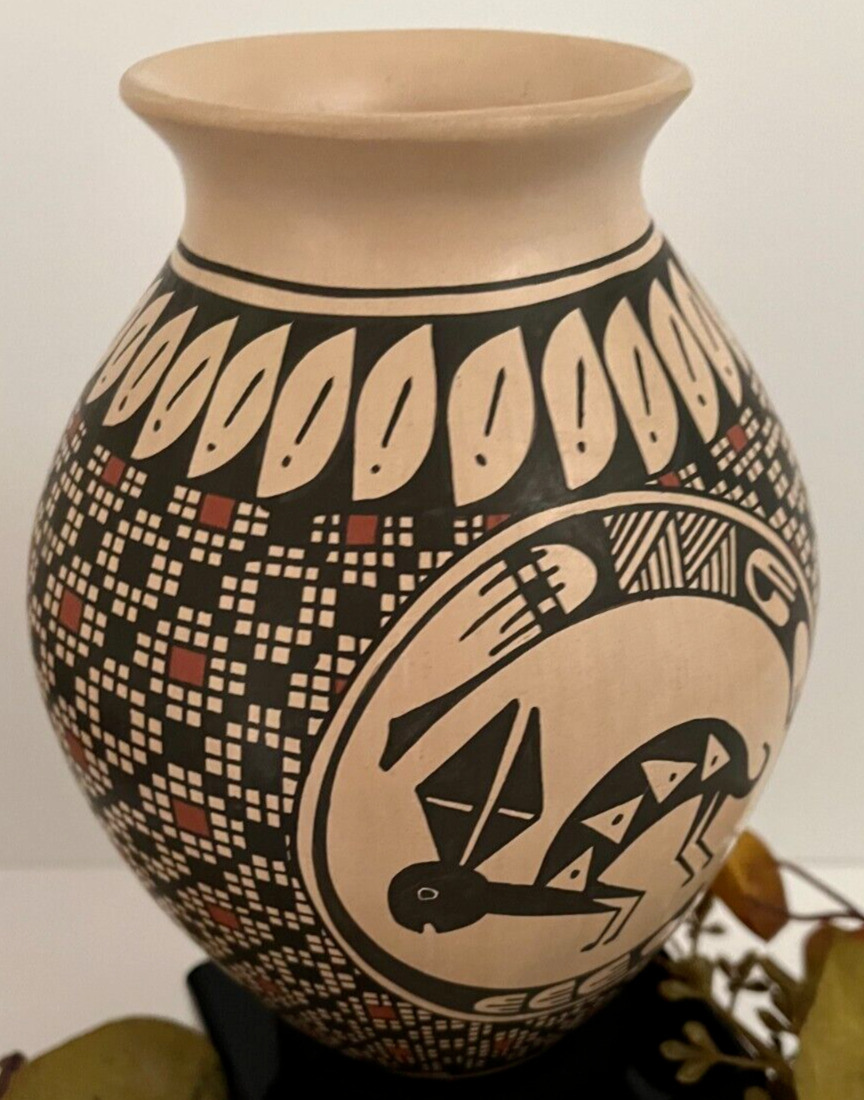 Mata Ortiz Pottery Ana Trillo Turtle Rabbit Paquime Olla Pot Jar Mexico Folk Art