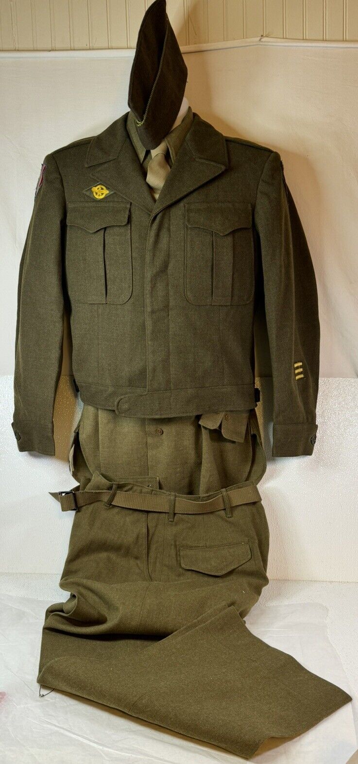 WWII US Army Wool Field Uniform (Complete) Size 36R 1940’s Name: Hutton 3746