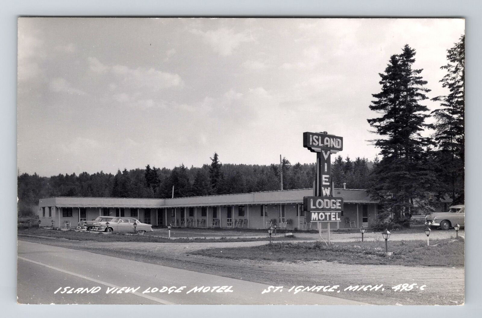St. Ignace MI-Michigan RPPC Isl Lodge Motel Real Photo c1950 Vintage Postcard