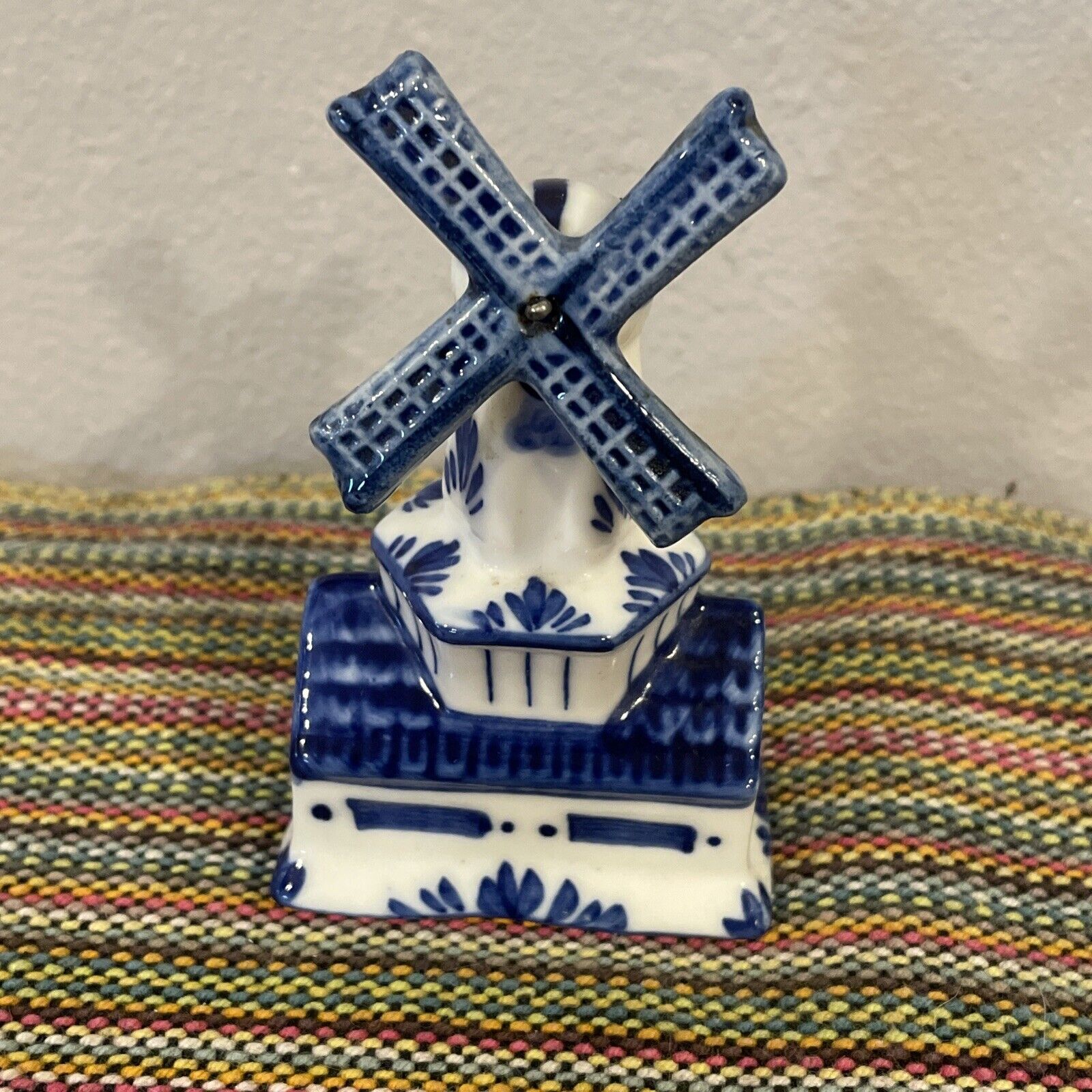 Vintage Holland Windmill Decoration Blue & White, Blades Turn, Cottage
