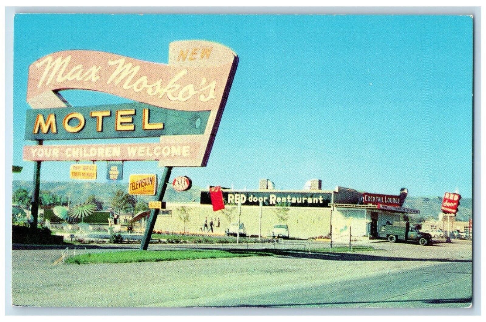 c1960 Max Moskos Motel West Colfax Avenue Denver Lakewood Colorado CO Postcard