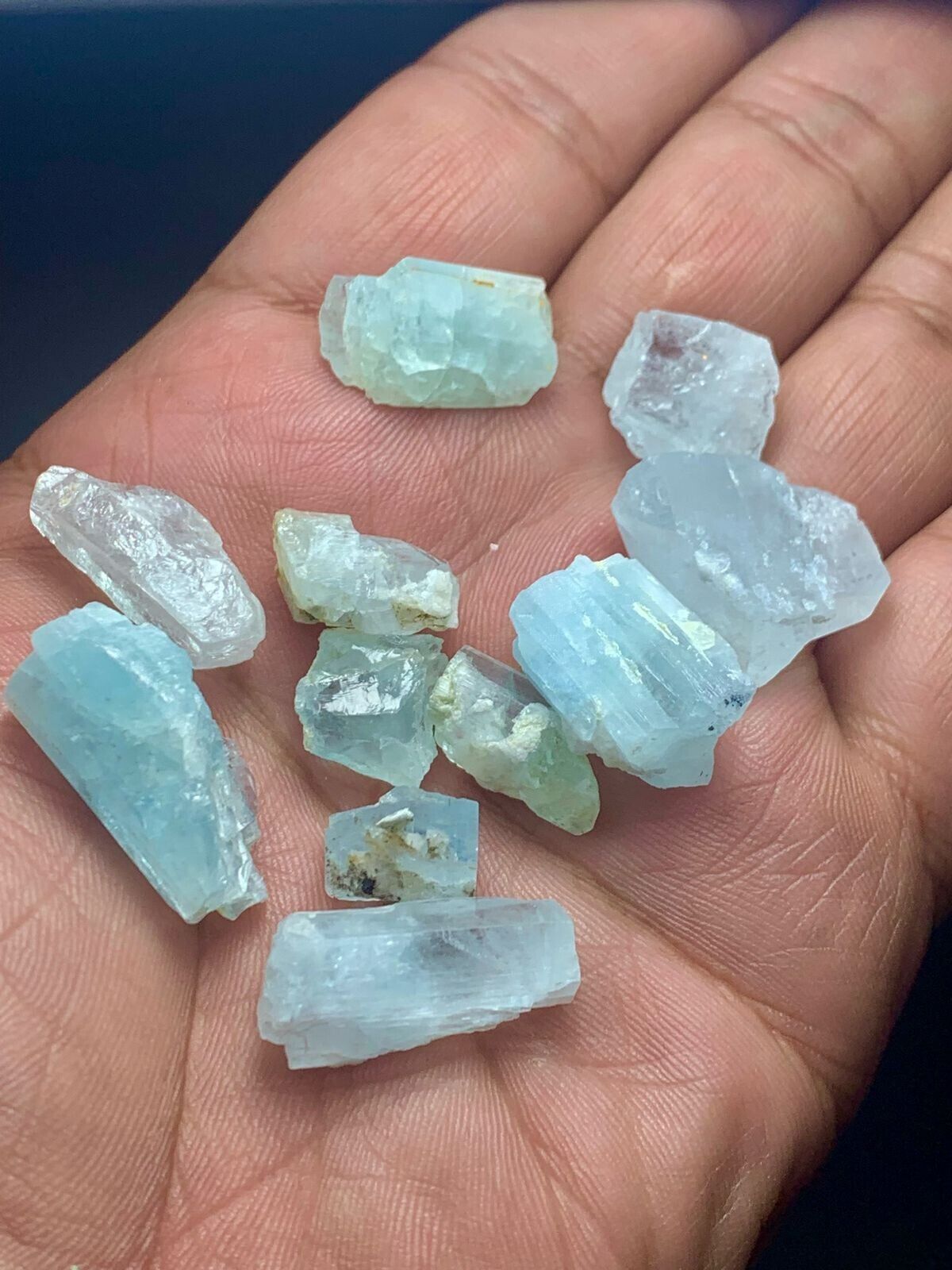 30 Gram mix (lot) beautiful aquamarine crystals from pakistan