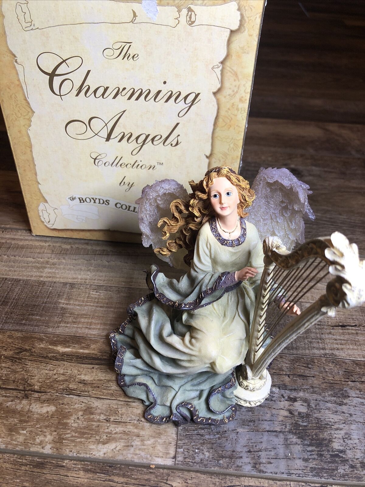 BOYDS CHARMING ANGELS COLLECTION FIGURINE ARIA GUARDIAN OF HARMONY PLAYING HARP