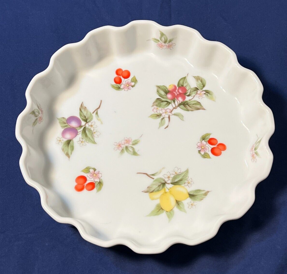 Porcelain Baking quiche Dish plate pan Fruit & Blossom Andrea by Sadek Scalloped