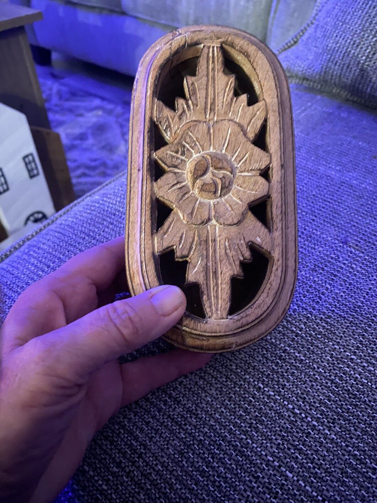 Beautiful Wood Carved Flower  Trinket Box.  Could Also Be Used As A Sun Glass Ca