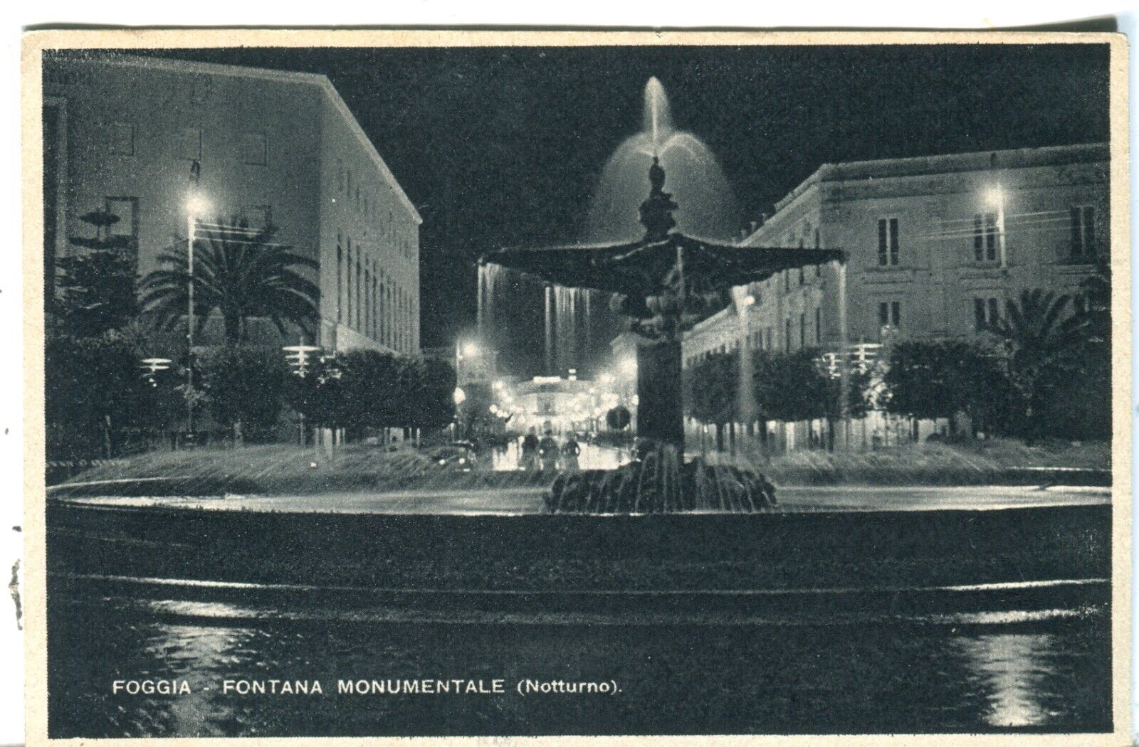 Italy Foggia - Fontana Monumentale Notturno old postcard