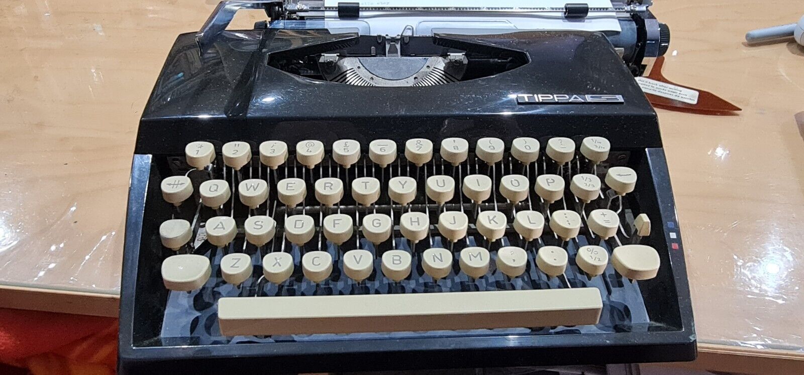 Adler Tippa S Typewriter Vintage Qwerty Portable Black Case Working