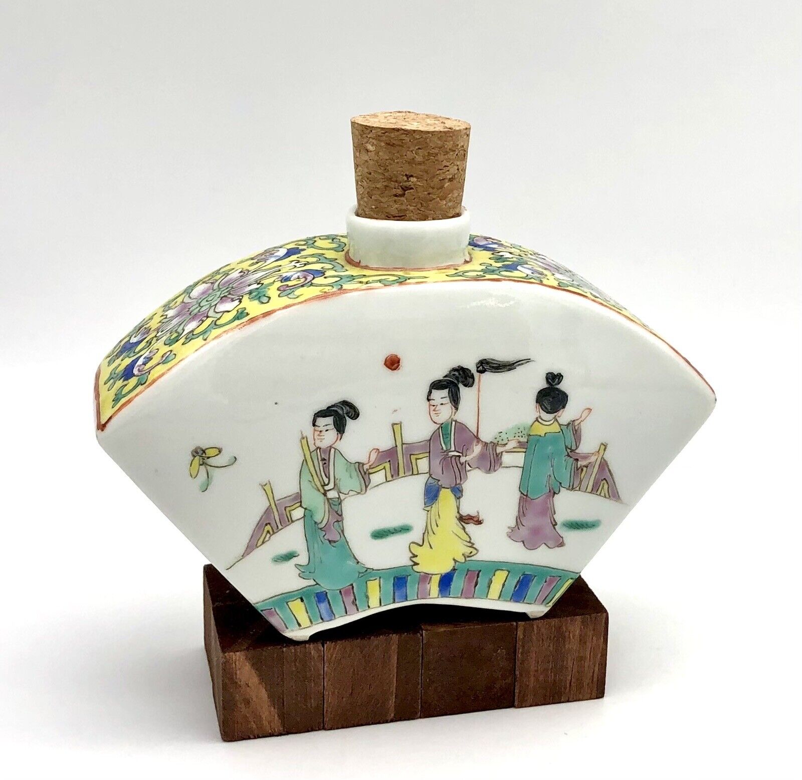 Chinese Porcelain Tea Bottle Jar Famille Jaun Figural Butterfly Fan Shaped Vtg