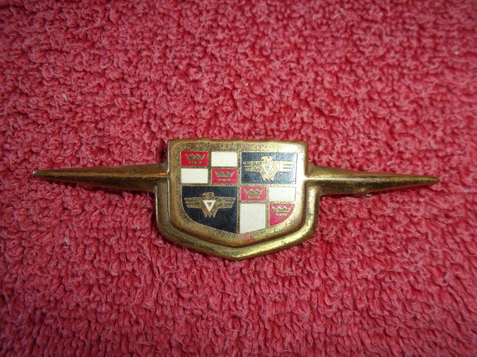 Studebaker emblem ornament brass two birds 3.5\