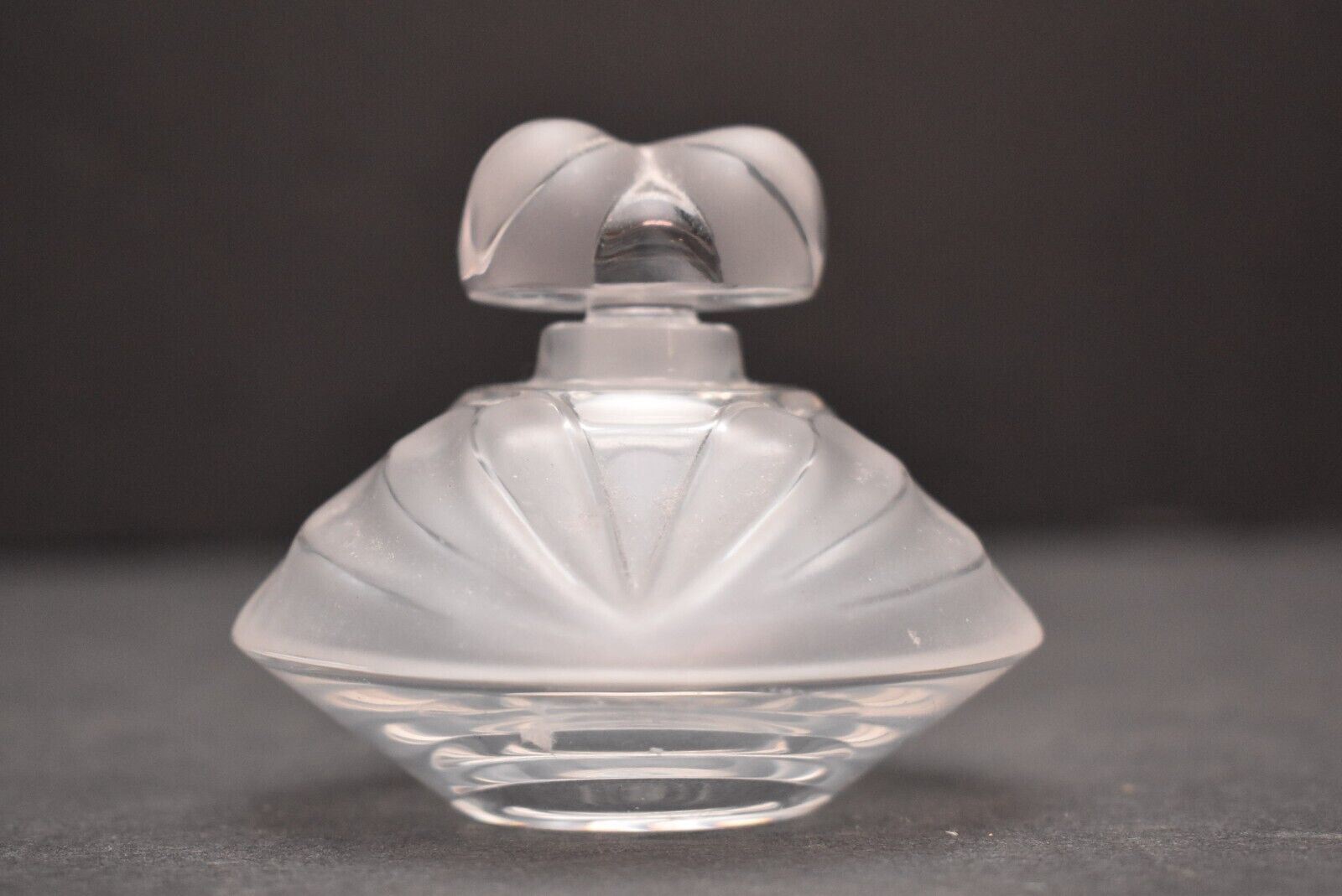 Lalique Perfume Bottle Thais Crystal Frosted Flower Petals Design Beautiful
