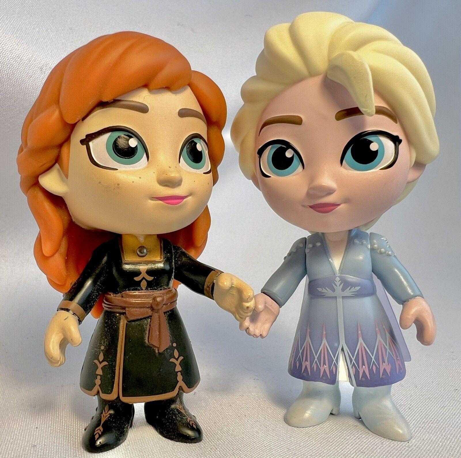 Disney Frozen Toys Elsa & Ana Funko Vinyl Figures 3.5” Excellent Condition
