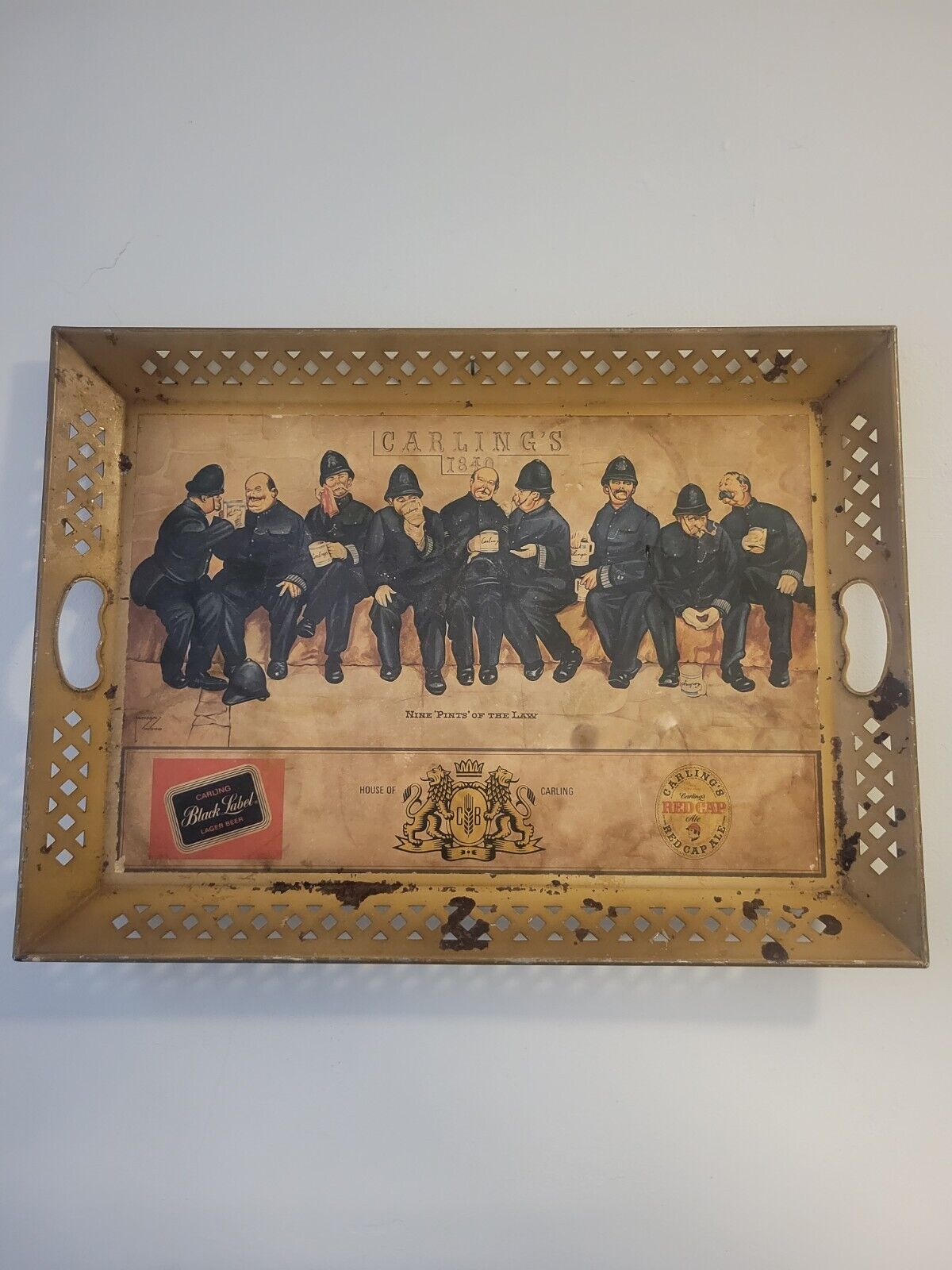 VTG Carling\'s Nine Pints Of The Law Serving Tray
