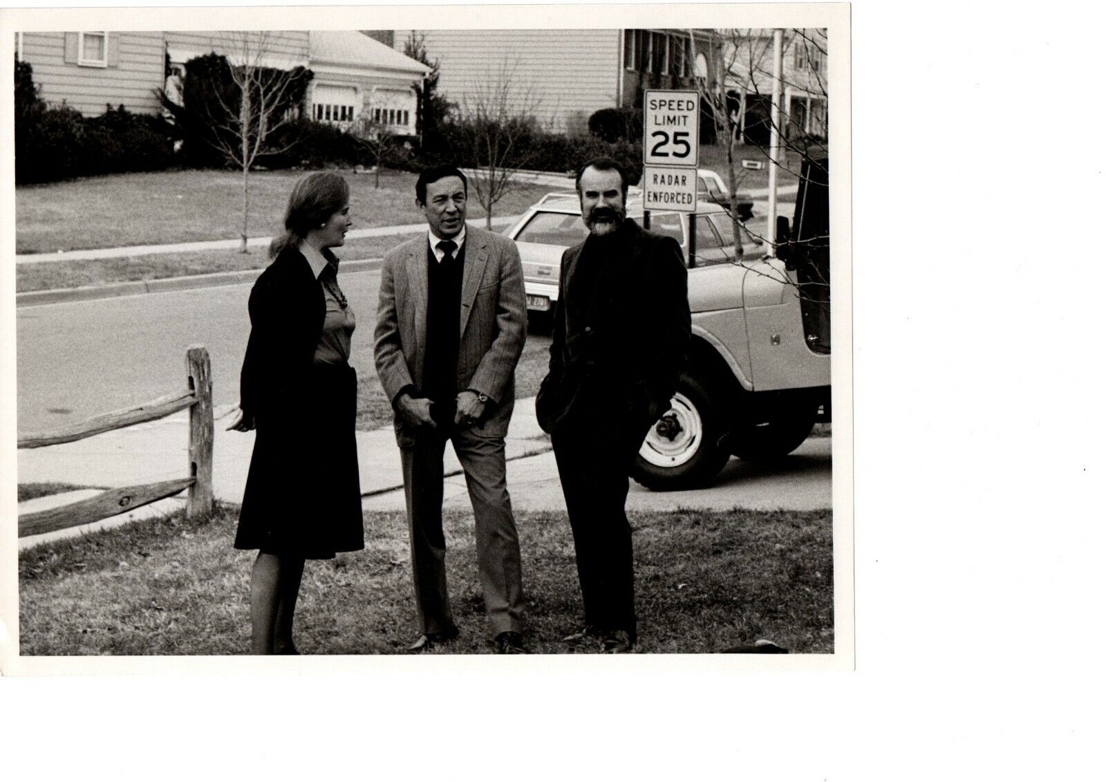 FRANCES & G.GORDON LIDDY MIKE WALLACE PORTRAIT 1974 CBS TV ORIG VINTAGE Photo Y1