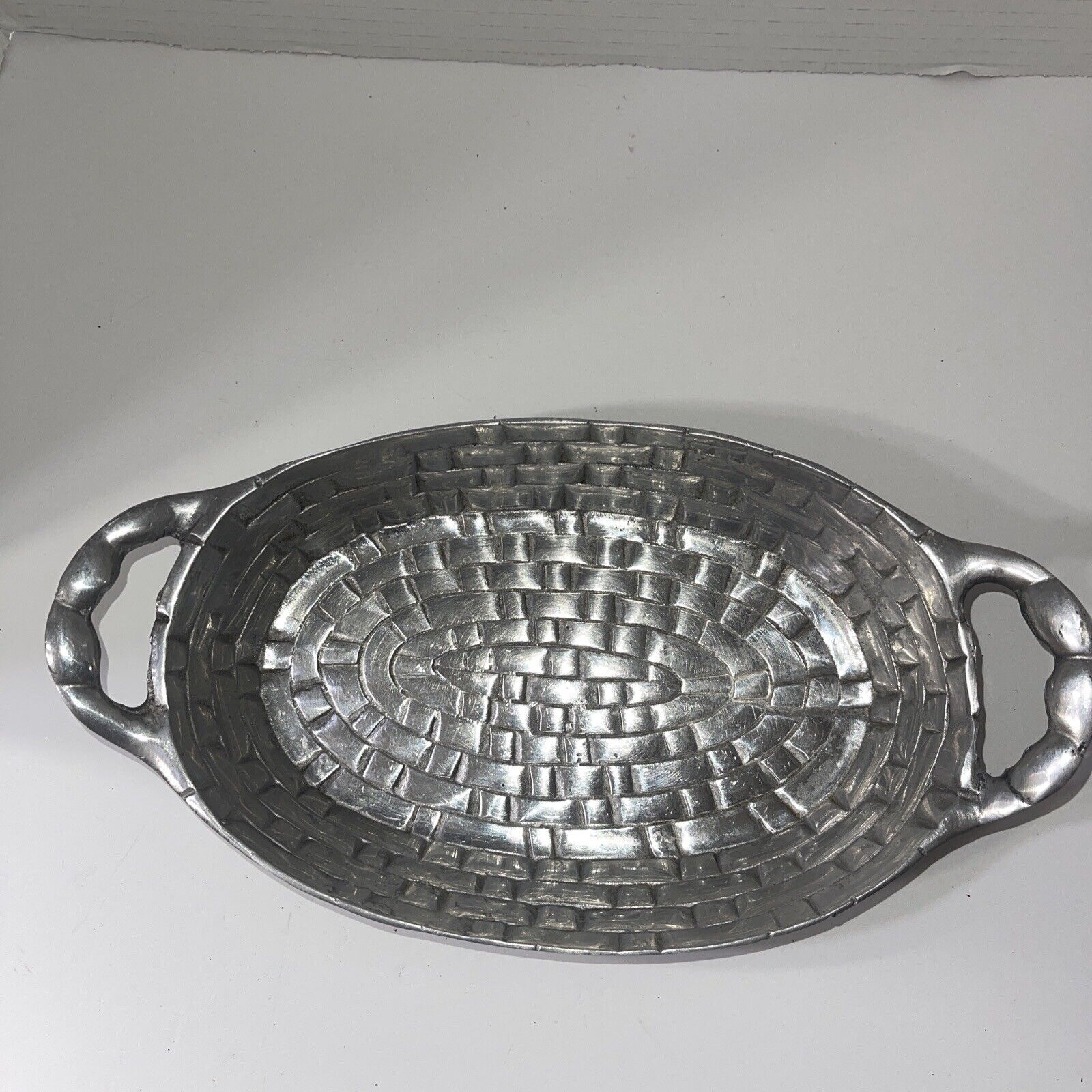 HECH EN PEWTER ALUMINUM WOVEN OVAL BREAD BASKET DISH WITH HANDLES
