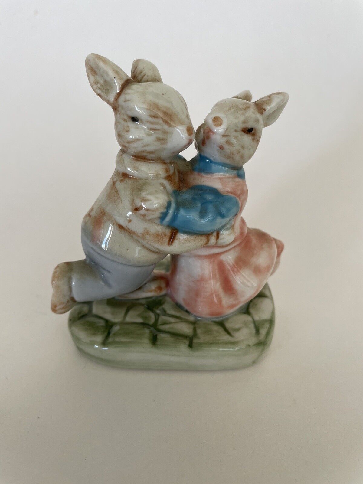 Vintage Collectible Porcelain Dancing Bunny Rabbits Figurine