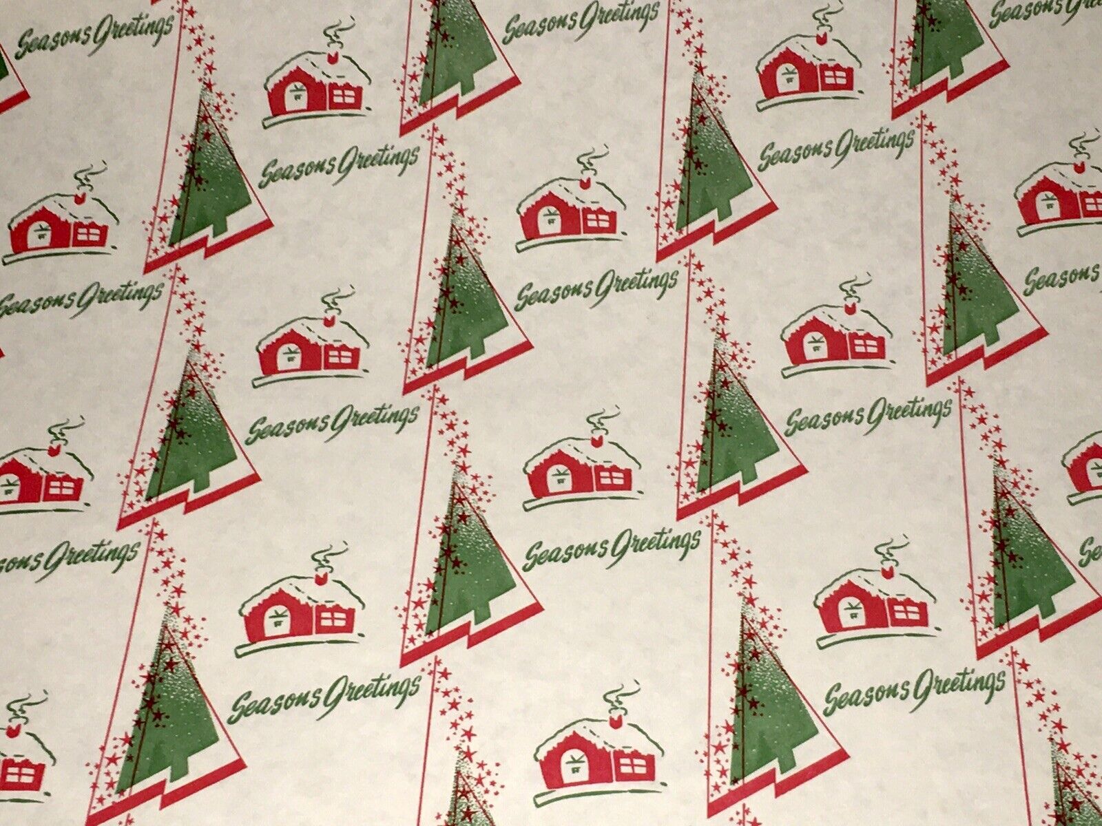 VTG CHRISTMAS 1950 WRAPPING PAPER 2 YARDS SEASONS GREETINGS WINTER CABIN TREES