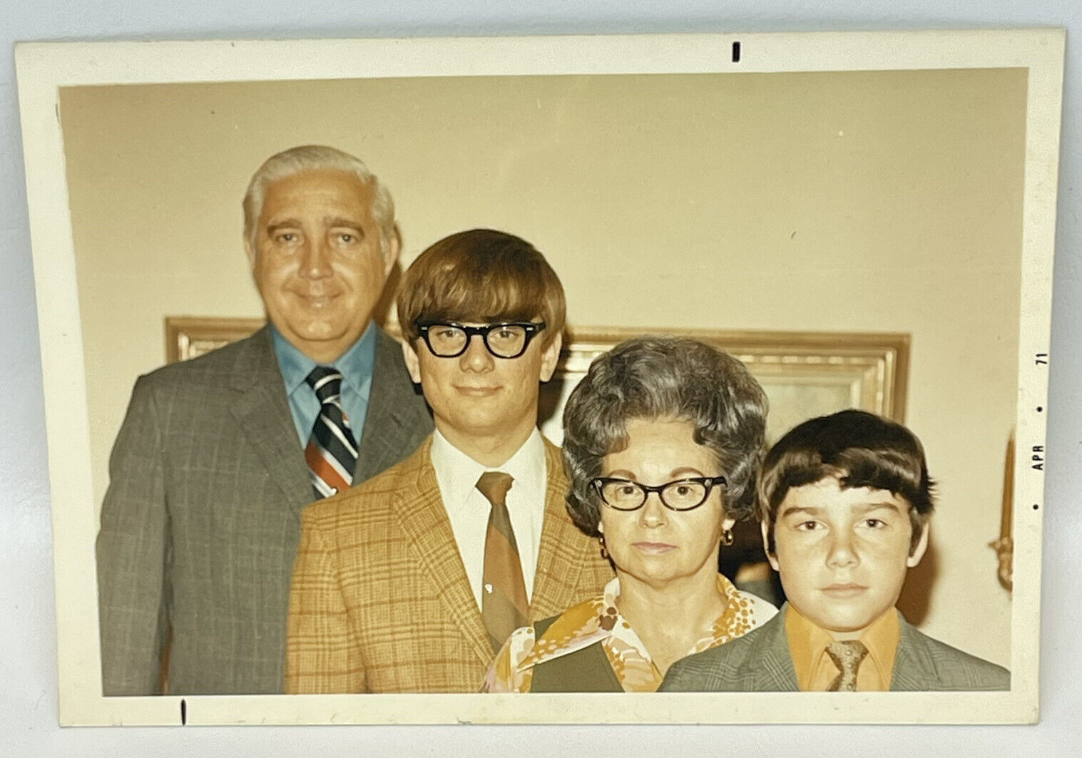 Vtg 1971 Found Photo Retro Family Wearing Thick Framed Glasses Teased Hair Color