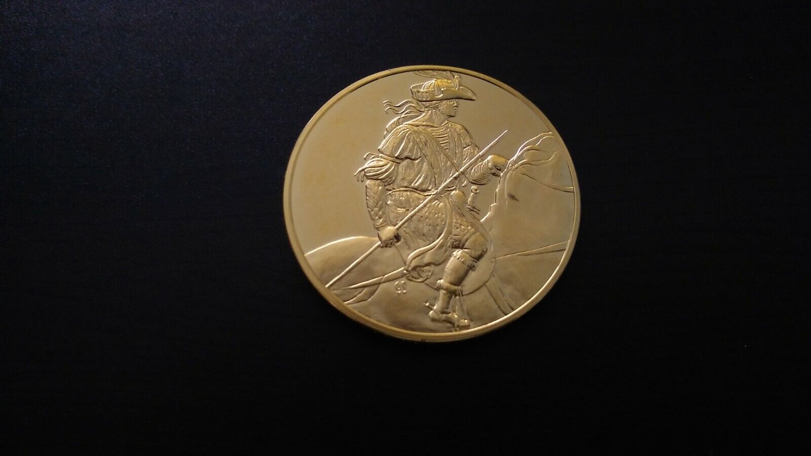Da Vinci 24K Electroplate Gold Sterling Silver Young Man on Horseback Medal