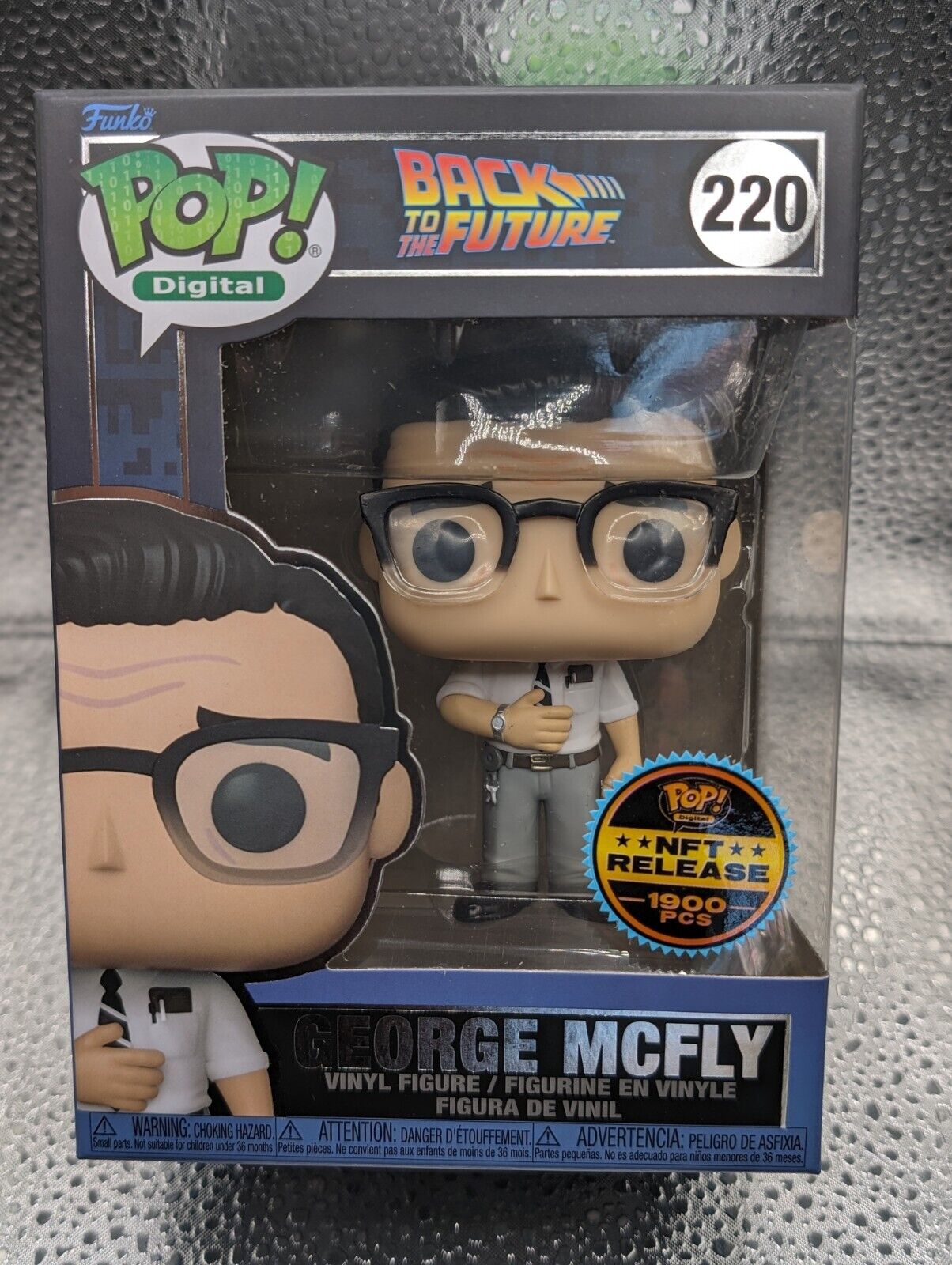 FUNKO POP DIGITAL BACK TO THE FUTURE GEORGE MCFLY #220 LE 1900 IN HAND SEE PICS