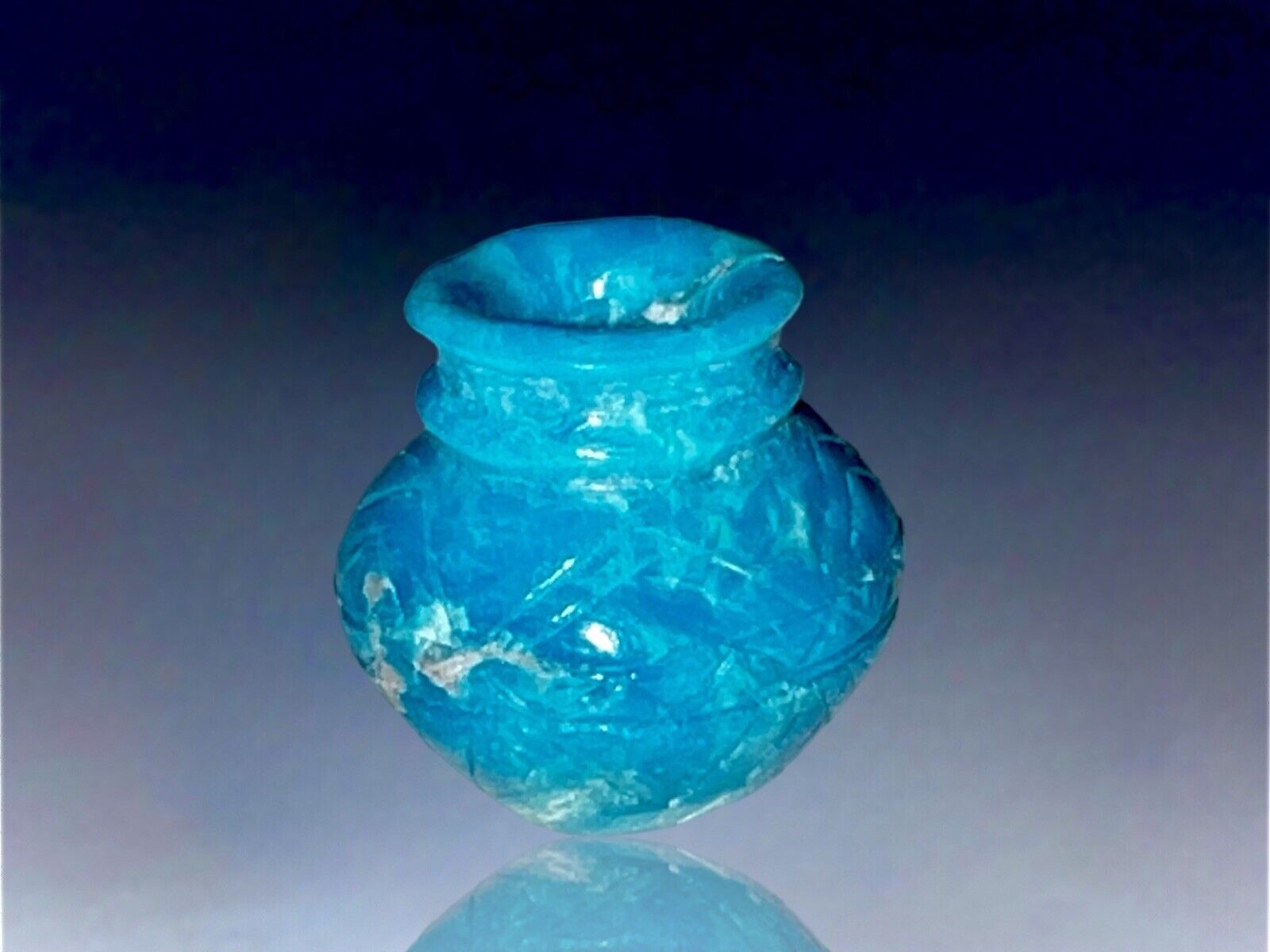 1930s Zuni Pueblo Carved Turquoise Miniature Olla / Pot - Native American