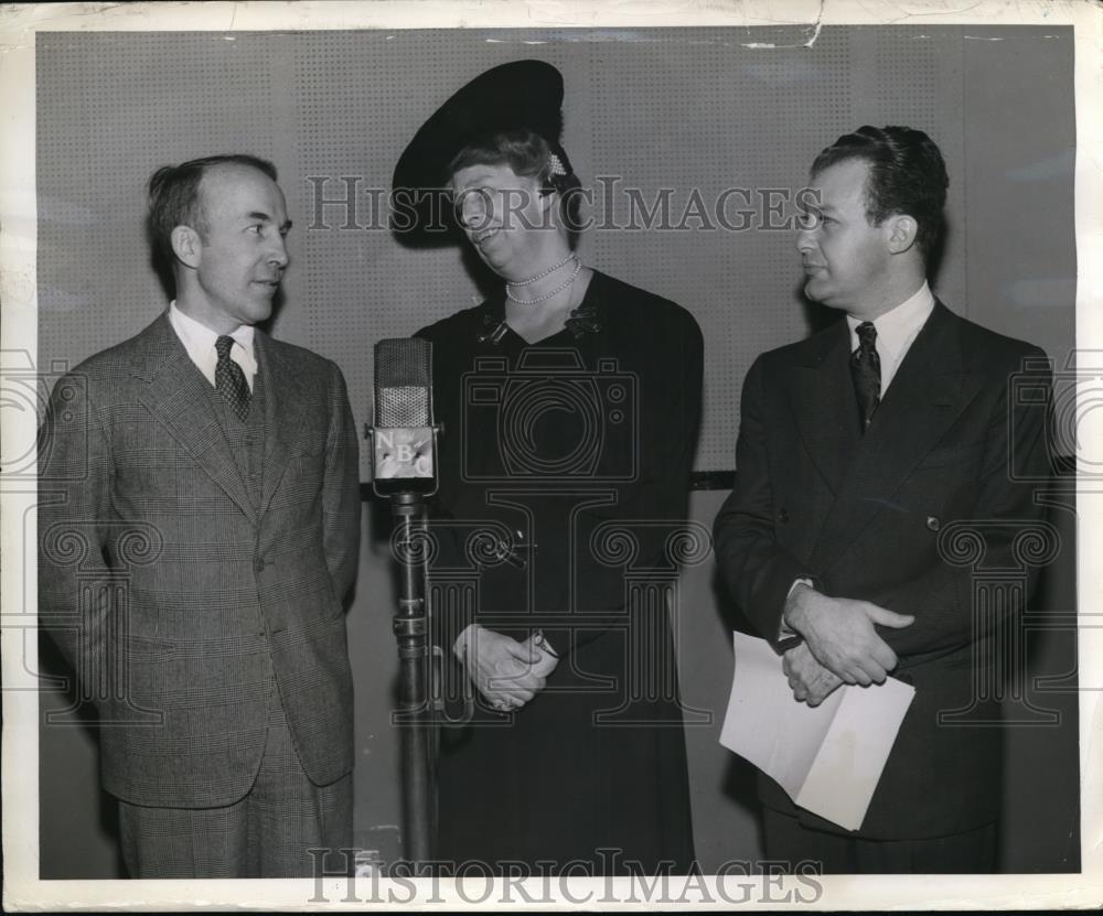 1940 Press Photo Eleanor Roosevelt Librarian Archibald MacLeish, Clifton Fadiman