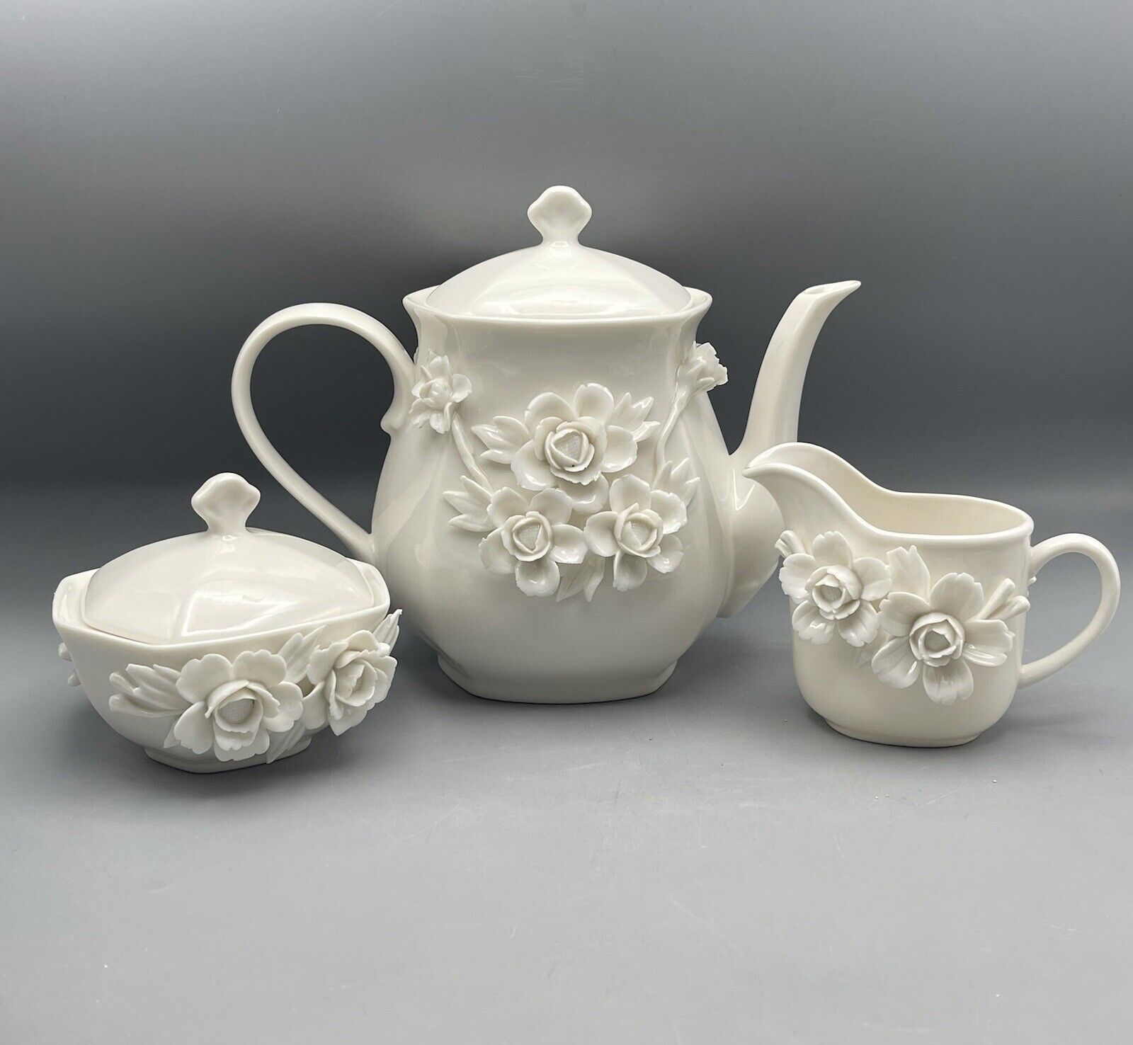 Vintage Godinger White Porcelain Rosemary Teapot Tea Set with Applied Flowers