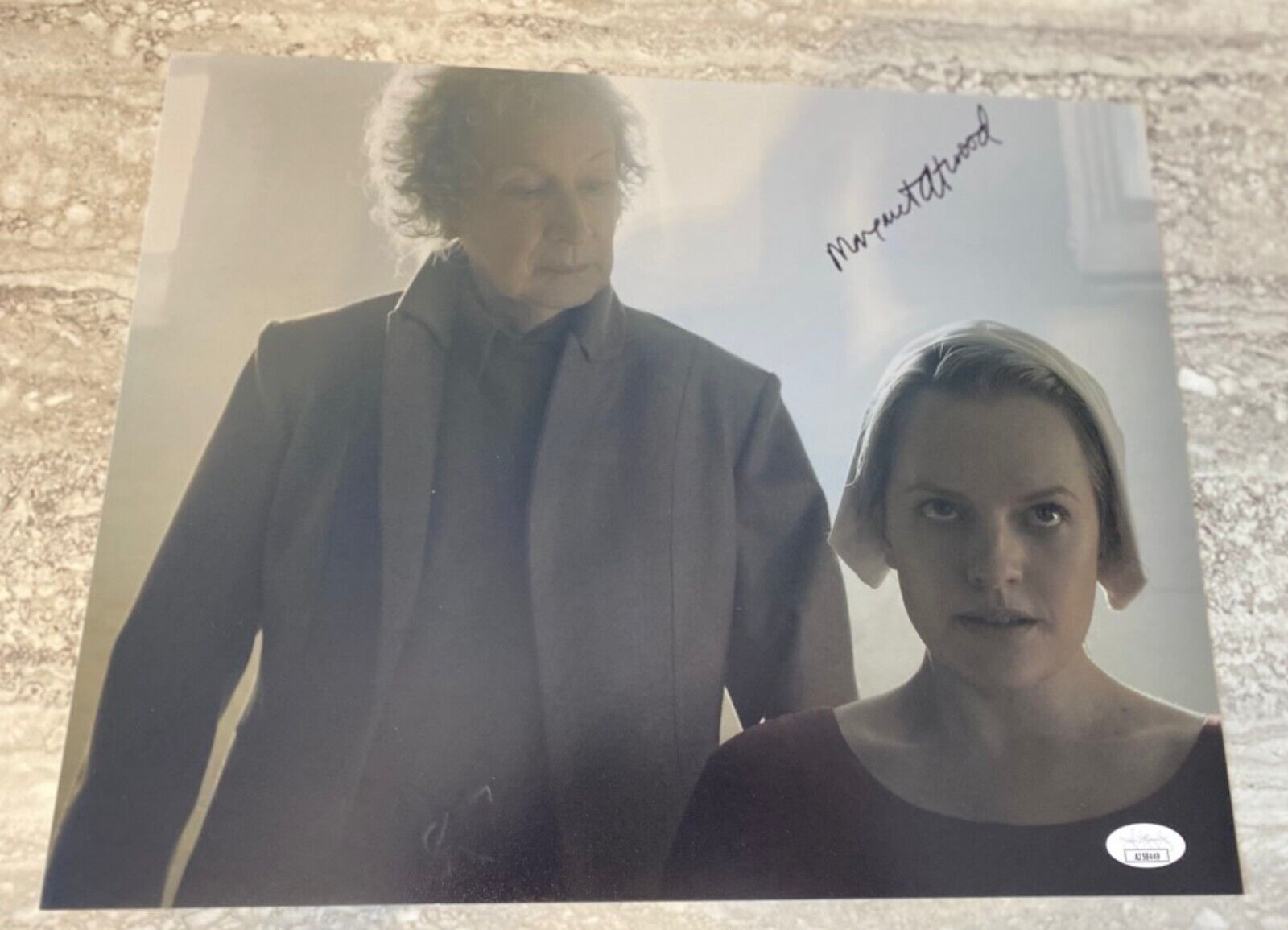 MARGARET ATWOOD SIGNED  THE HANDSMAID'S TALE 11X14 PHOTO JSA COA PROOF  #3