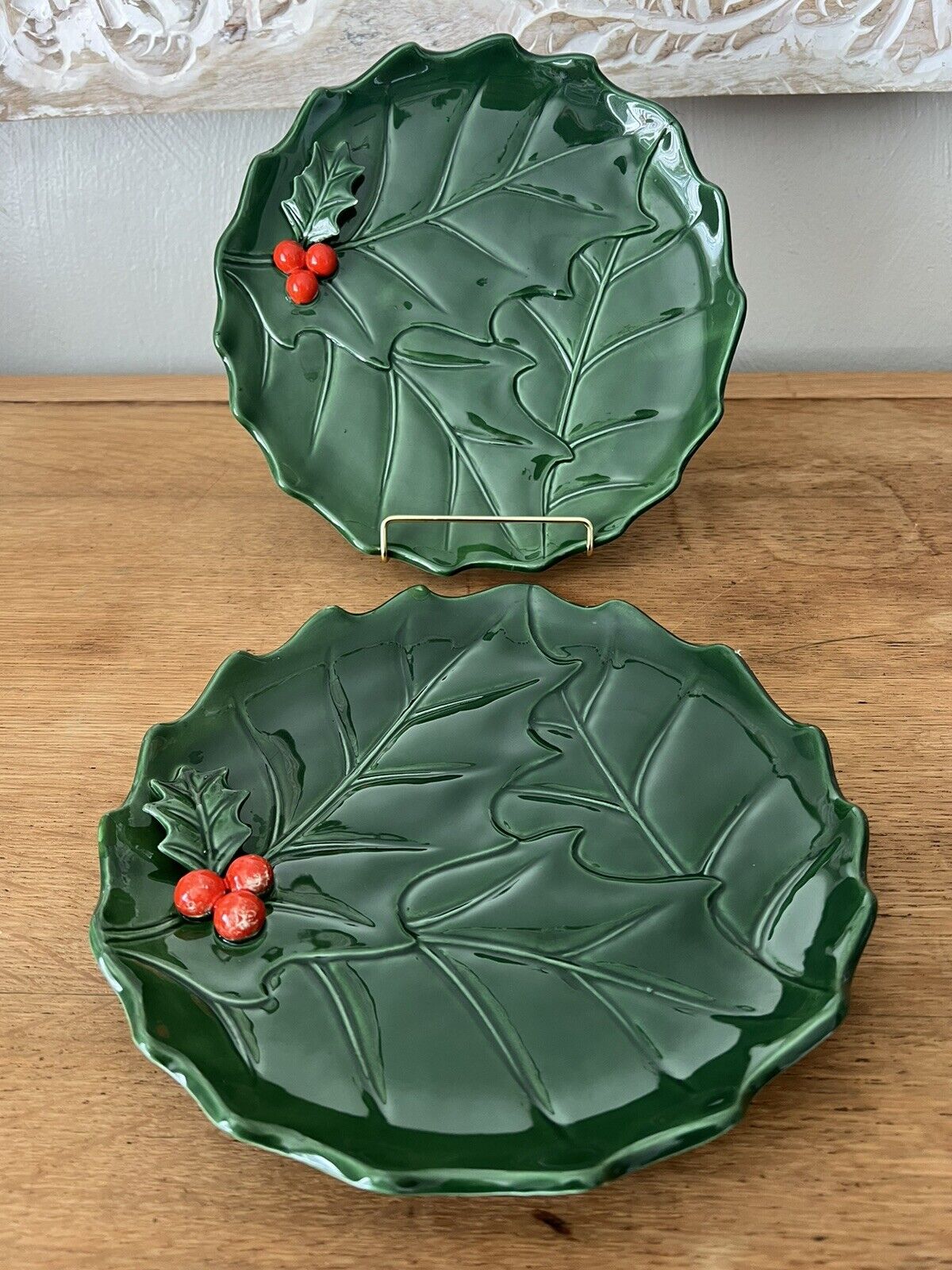 Lefton Holly and Berries Plates Set Of 2- 9” Round Vintage Excellent Condition