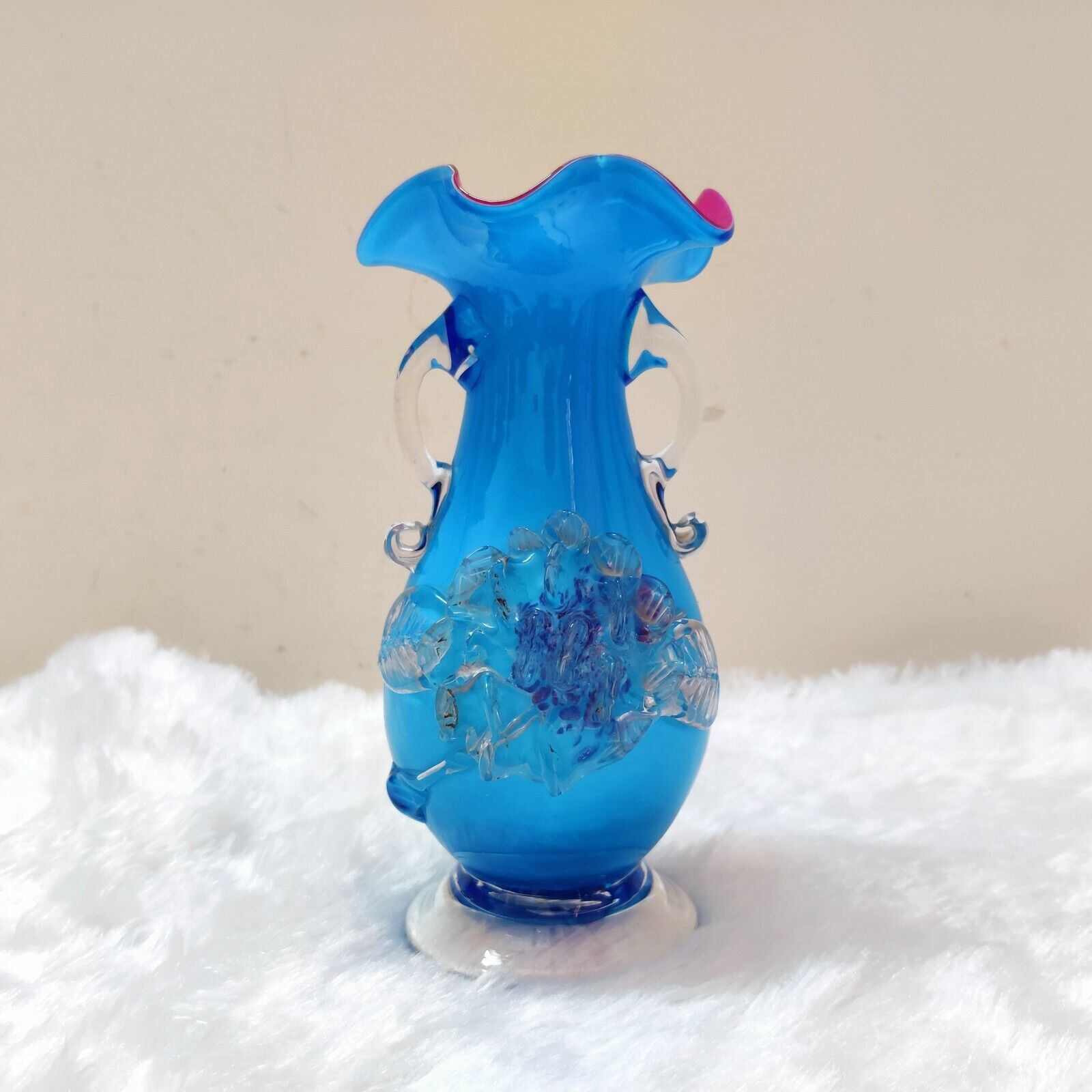 Vintage Handmade Floral Blue Pink Glass Pontil Mark Flower Vase 7.3\