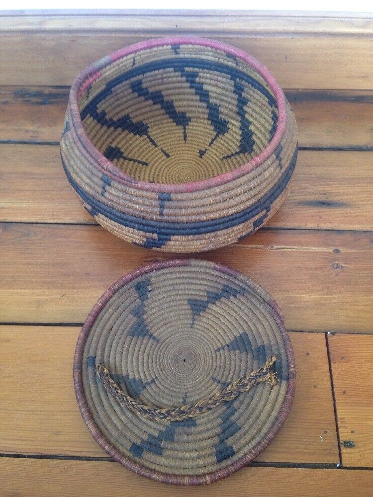 Vtg Antique Native American African Coiled Swallow Tail Woven Basket w Top Lid