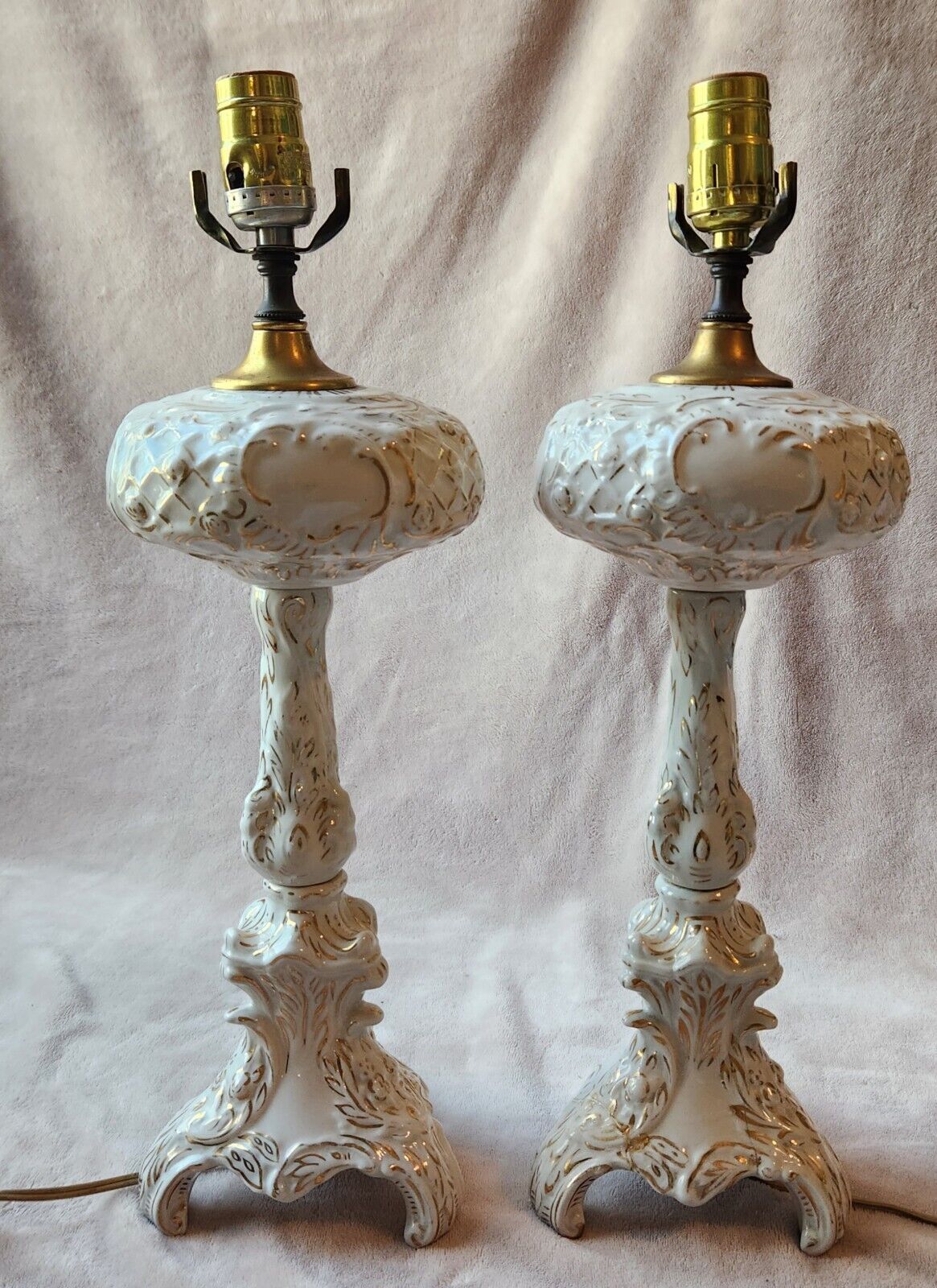 2 Antique Boudoir Bedside Table Lamps White Porcelain Gold Accents Project Piece