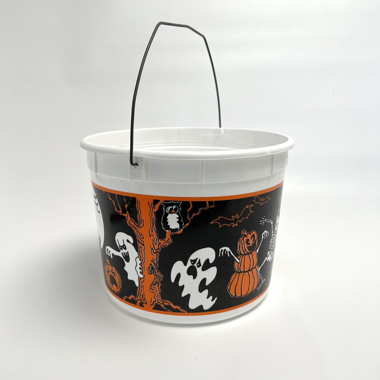 vintage venture packaging halloween bucket creepy scary rip