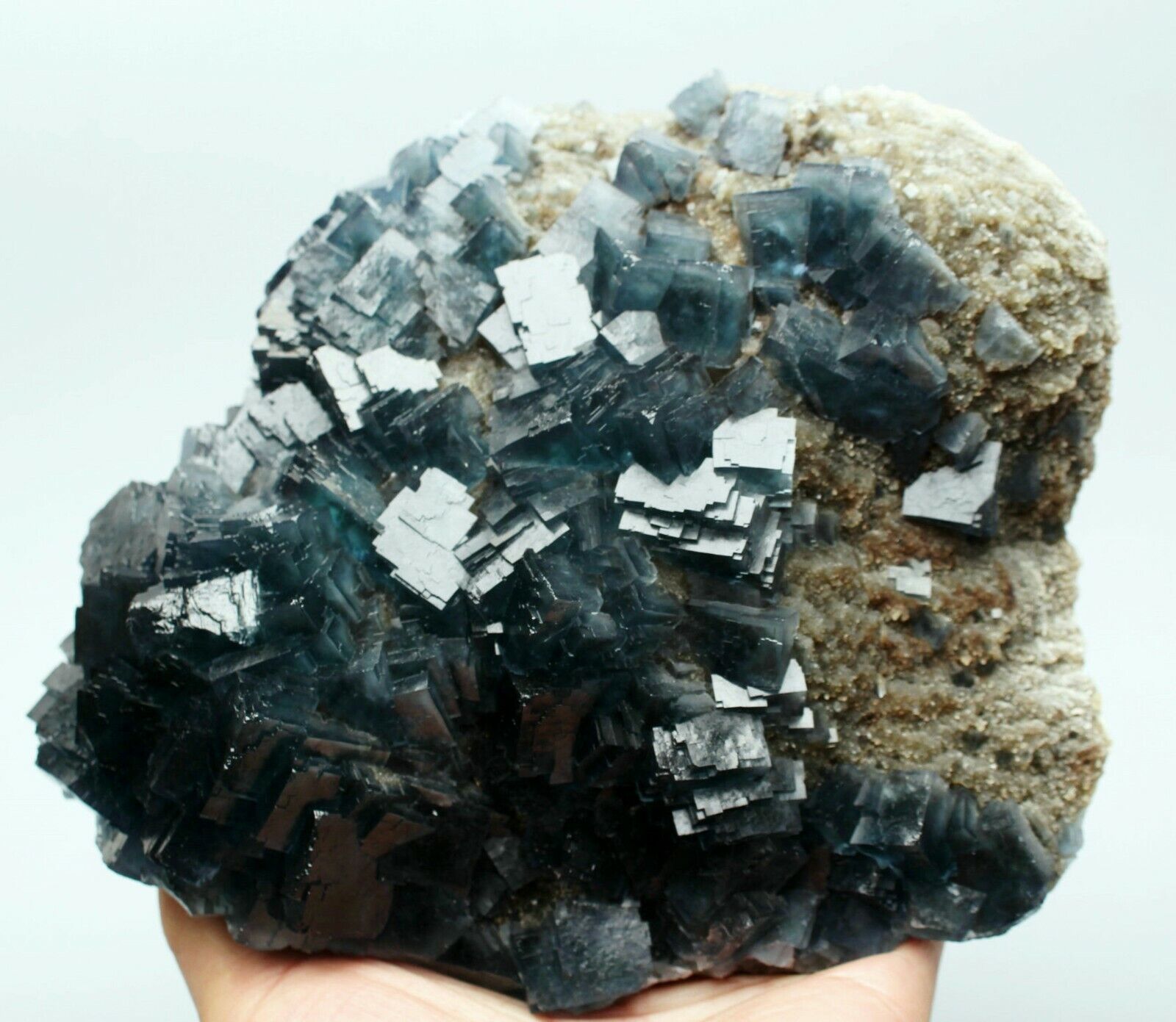 2450g Rare Transparent Deep Blue Cube Fluorite Crystal Mineral Specimen/China