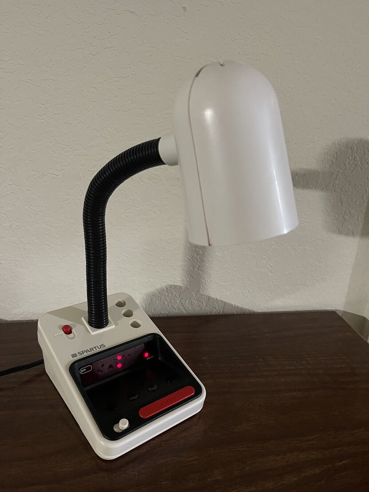 Vtg ‘80s - Spartus Desk Lamp Digital Alarm Clock Model 1182 Works Great