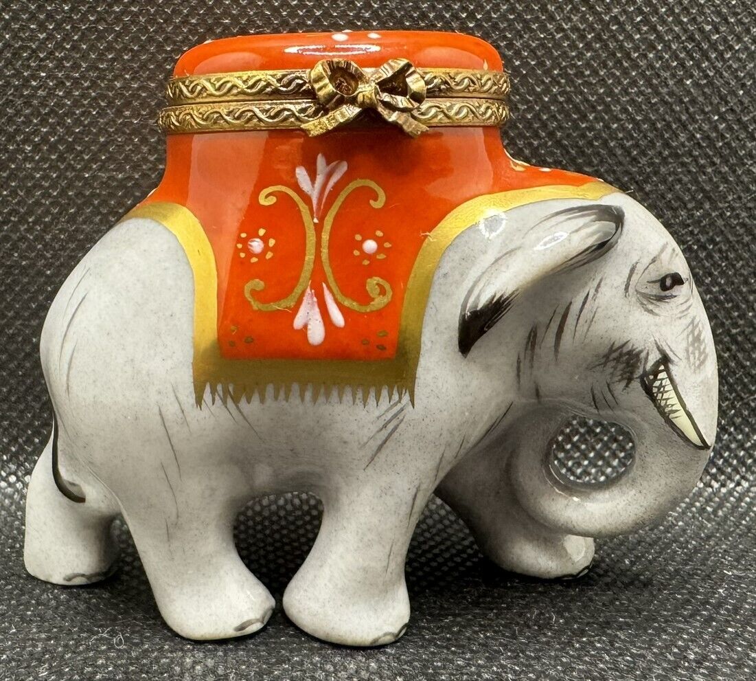 Rochard Limoges Porcelain Trinket Box Elephant, Marque Deposee France Peint Mein