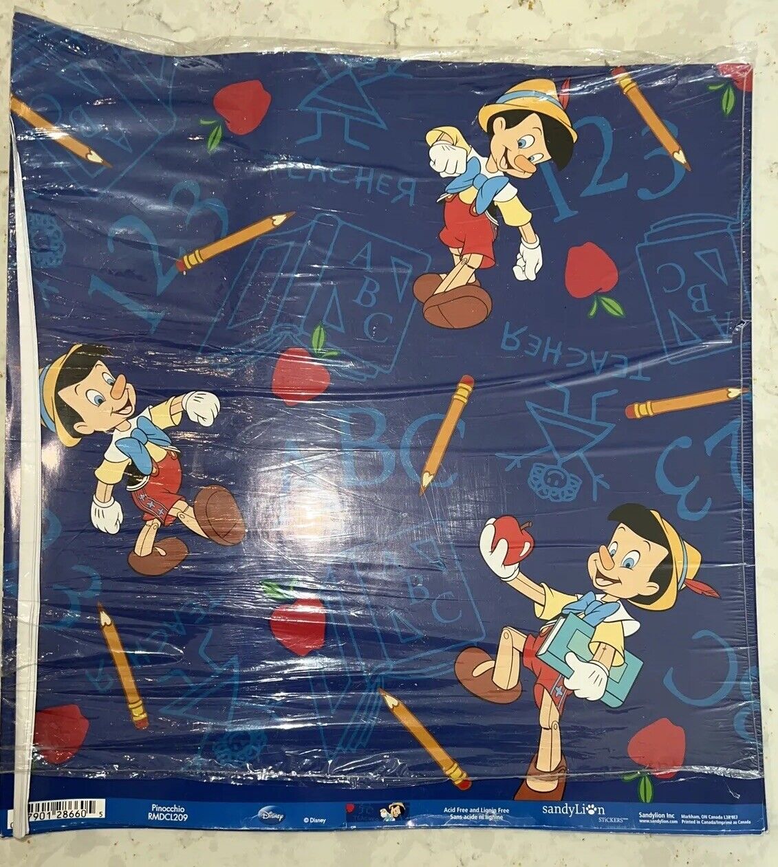 Vintage Disney WRAPPING PAPER Pinocchio 25 Sheets Scrapbooking RMDCL209 School