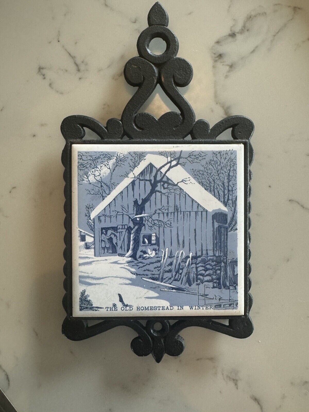 Vintage CURRIER & IVES Blue Tile Cast Iron Trivet~ The Old Homestead In Winter