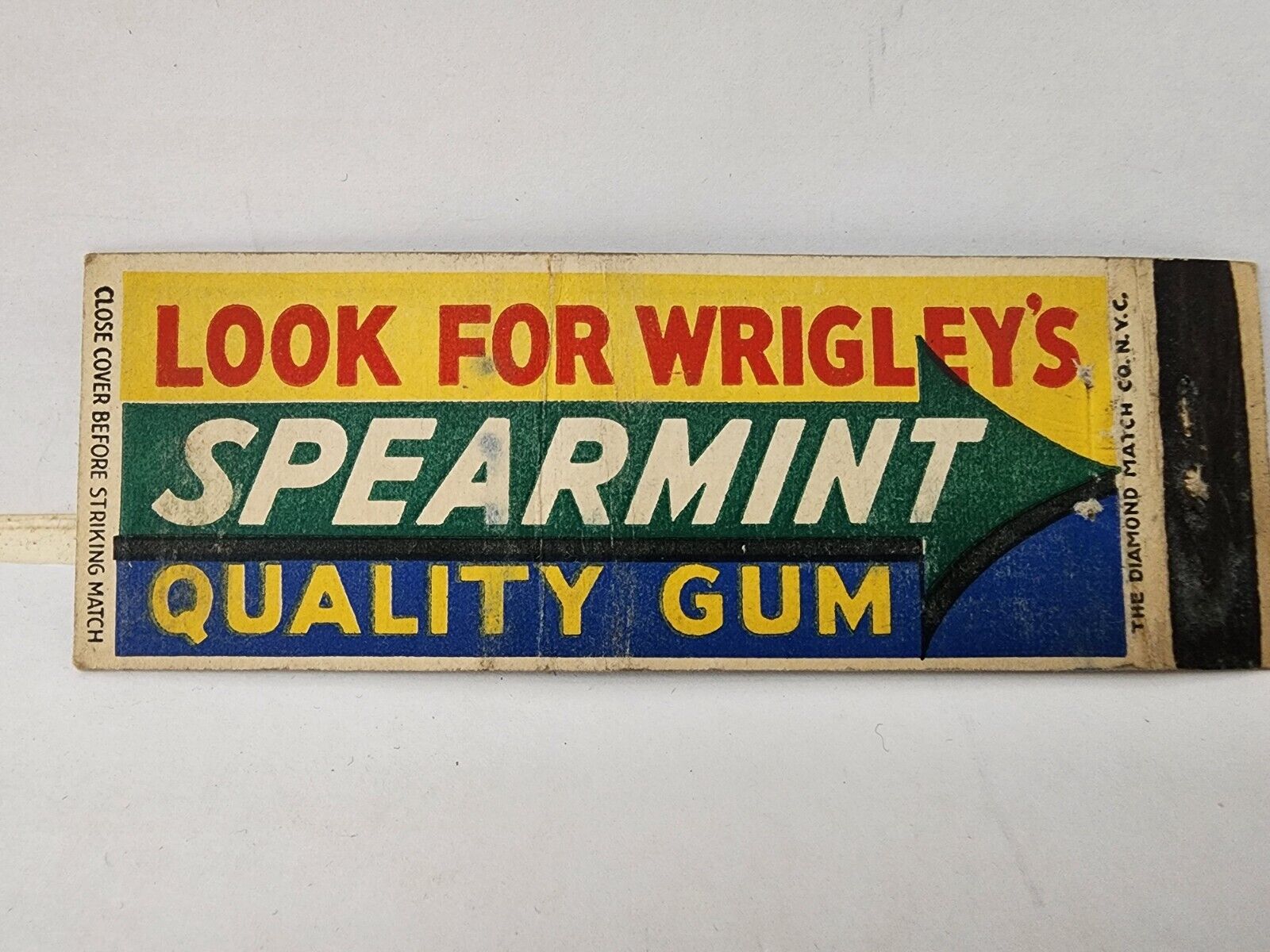 Vintage Matchbook Cover - WRIGLEY\'S SPEARMENT GUM Full Length Advertisement Ad