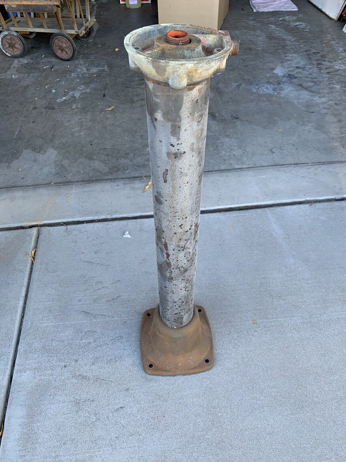 Original Eco Air Meter Pedestal Pole Cast Iron Base Post Flange