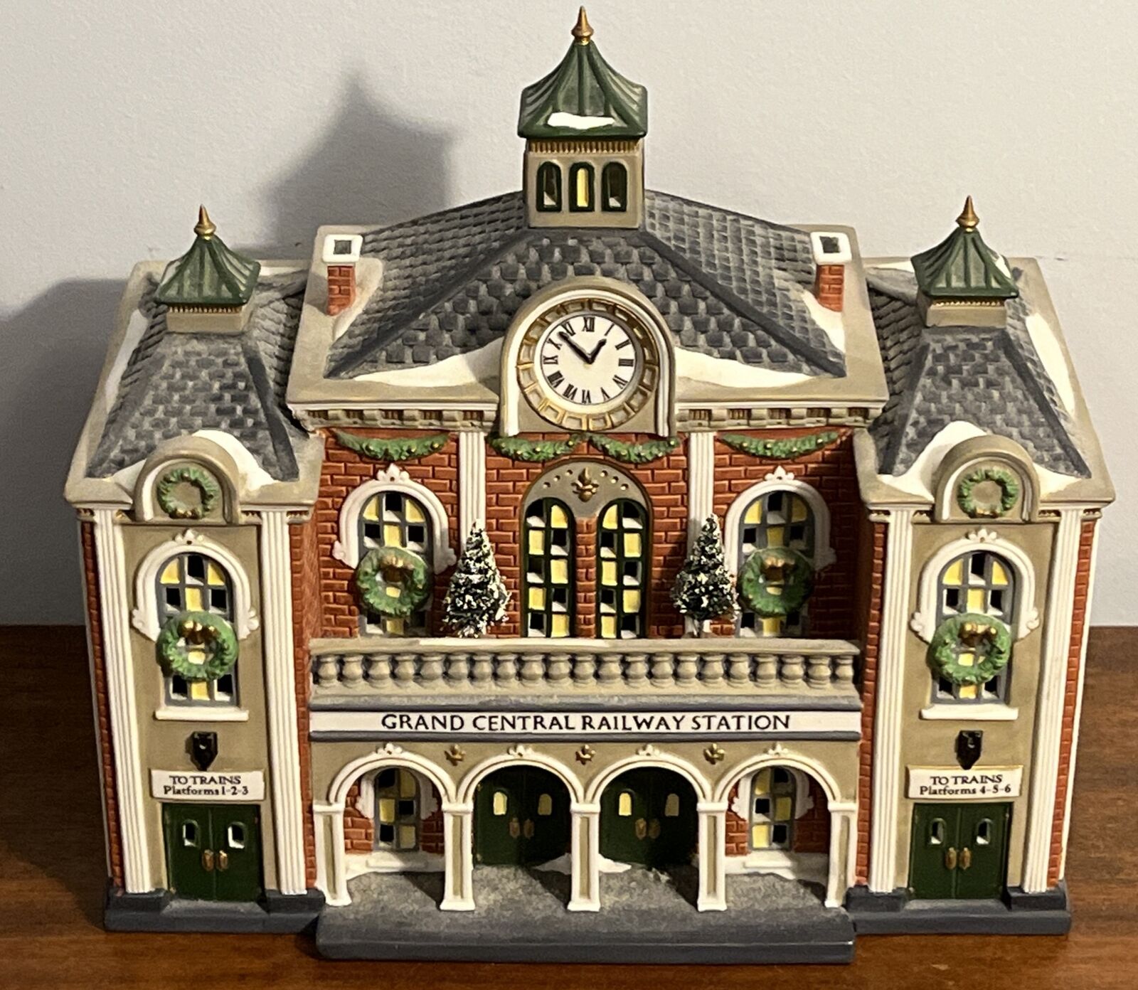 Dept 56 Christmas In The City Series Grand Central Railway Station 58881