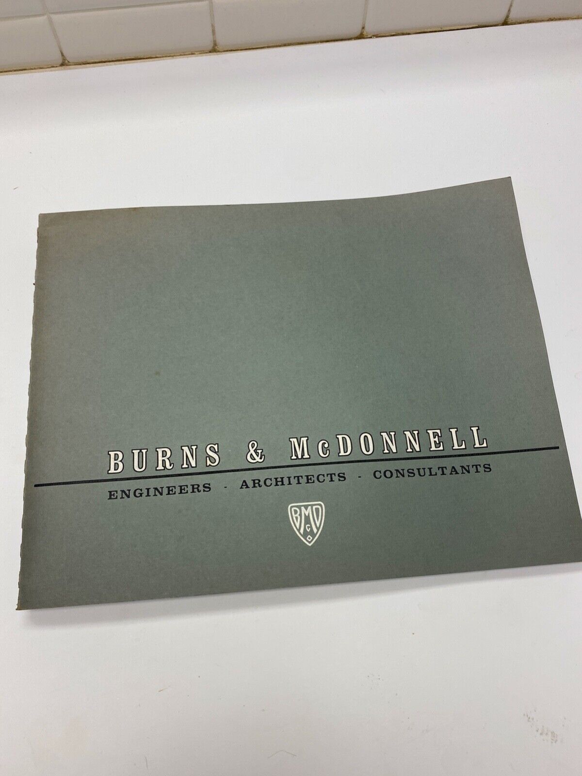 1972 Burns & McDonnell Engineers Architects Consultants Accomplishments Brochure