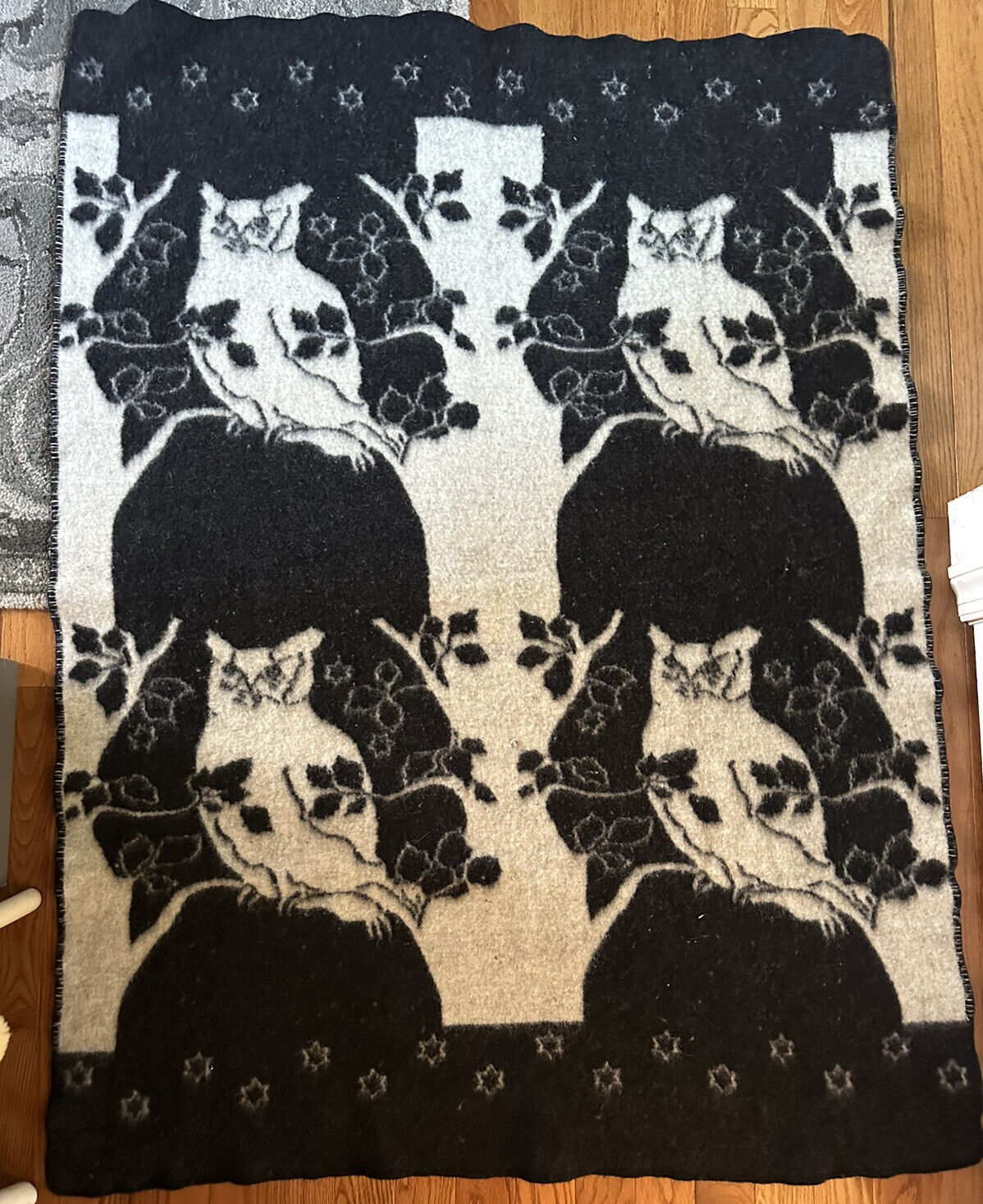 Vintage Lillunn 100% Norwegian Wool Blanket Owl Black White Throw Rare 66x50”