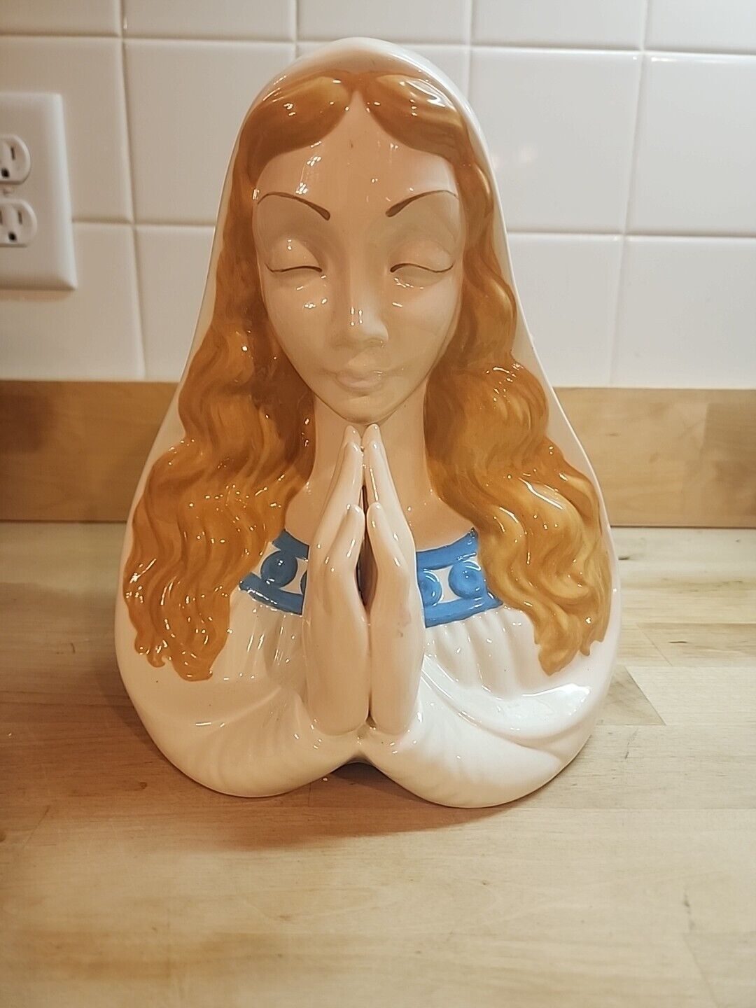 VTG HOLLAND MOLD ~ Virgin Mary Praying Figurine Planter ~ Adorned with Jewels 74