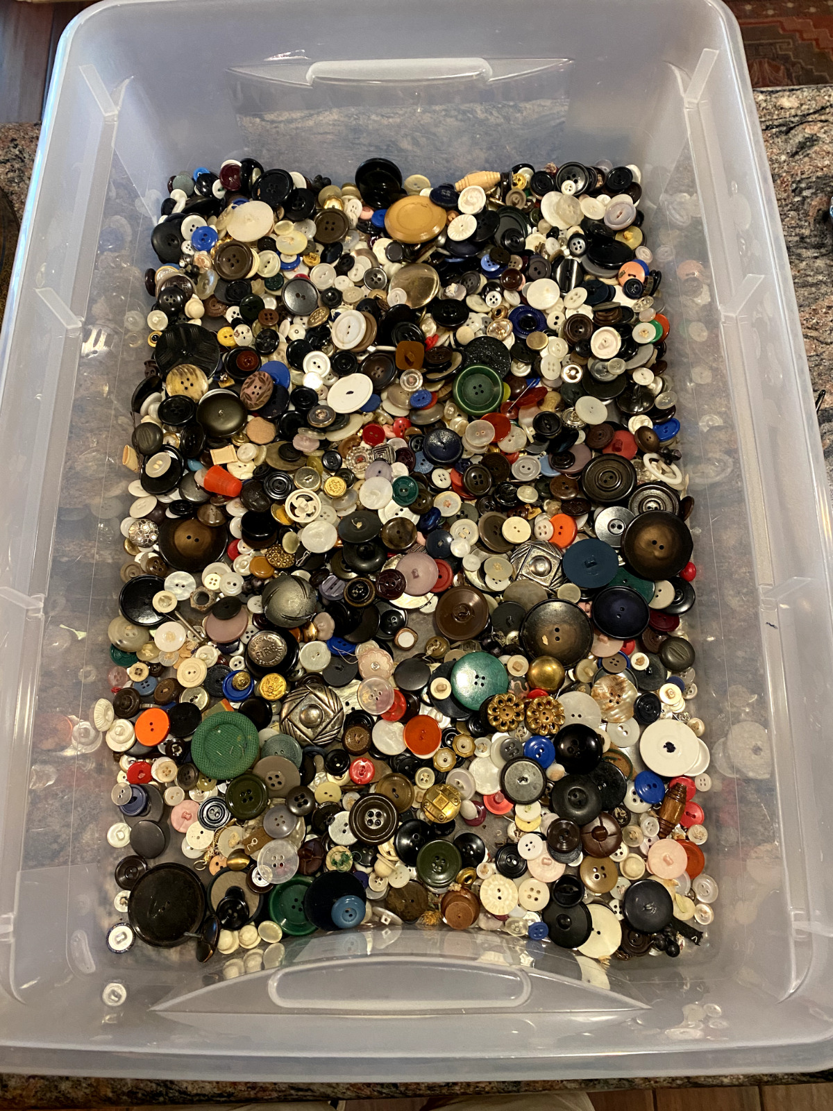 Buttons Assorted Mix Lot Vintage Around 4 Pounds +FAST SHIPPING