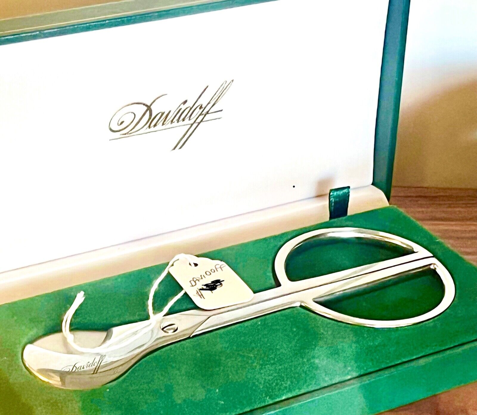 Davidoff vintage cigar scissors with original case stainless steel-Brand new