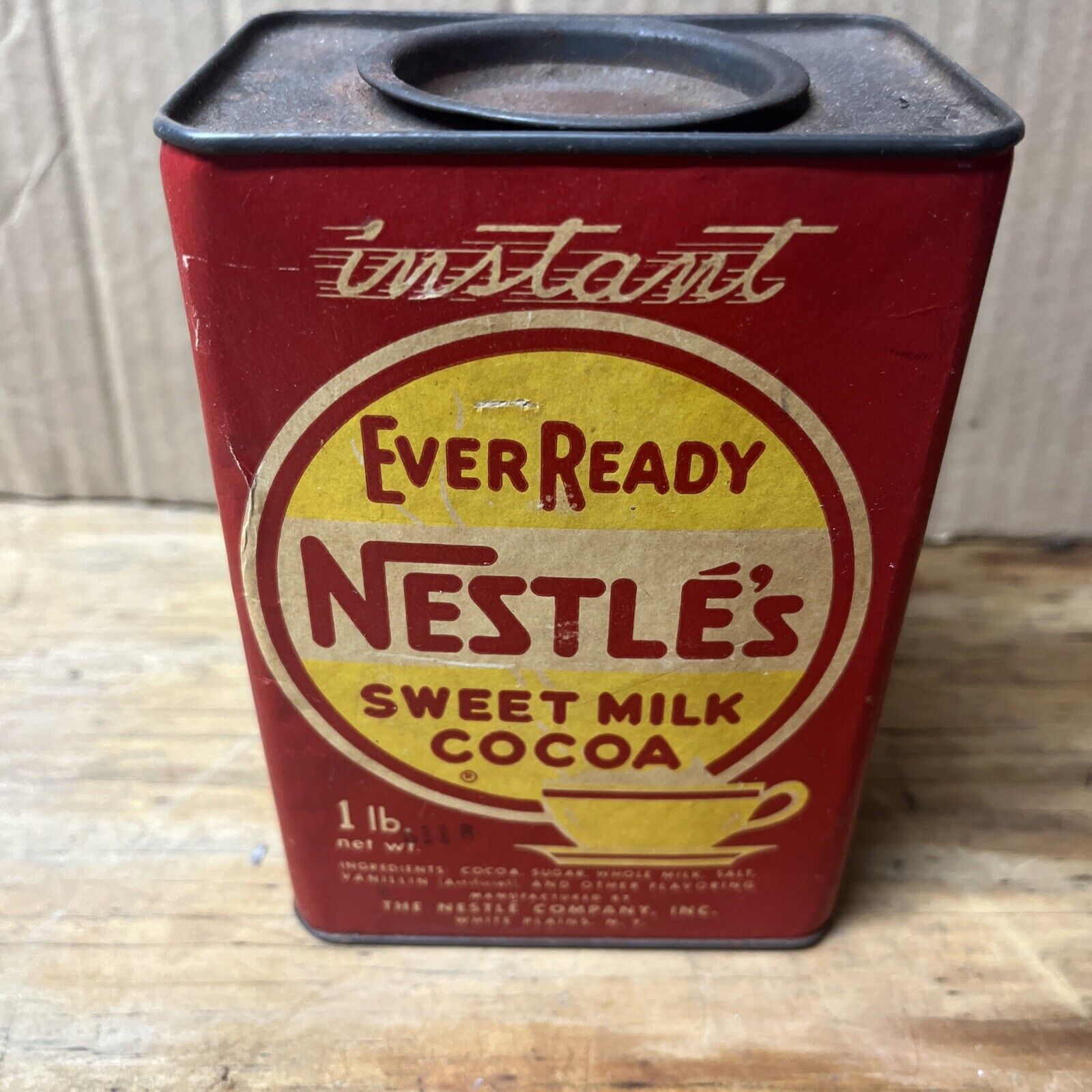 Vintage EverReady Nestle’s Sweet Milk Cocoa 1Lb Tin. With Contents