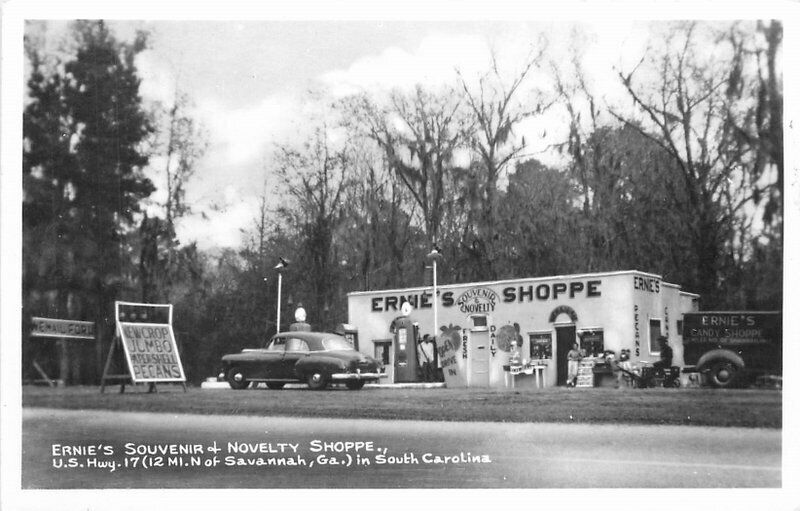 1930s Image 1990s Repro Ernie\'s Gas Pumps South Carolina Postcard 21-12696