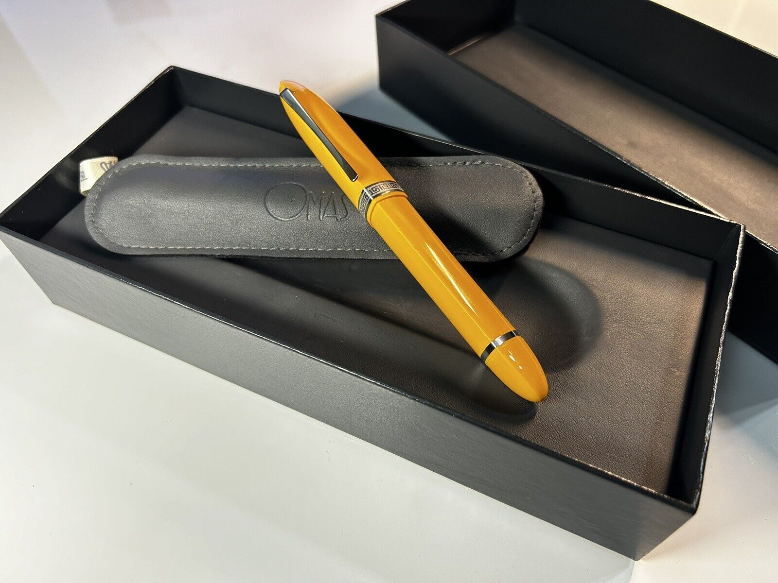Omas 360 Hi-Tech Mezzo Yellow Fountain Pen 18K 750 Medium NIB